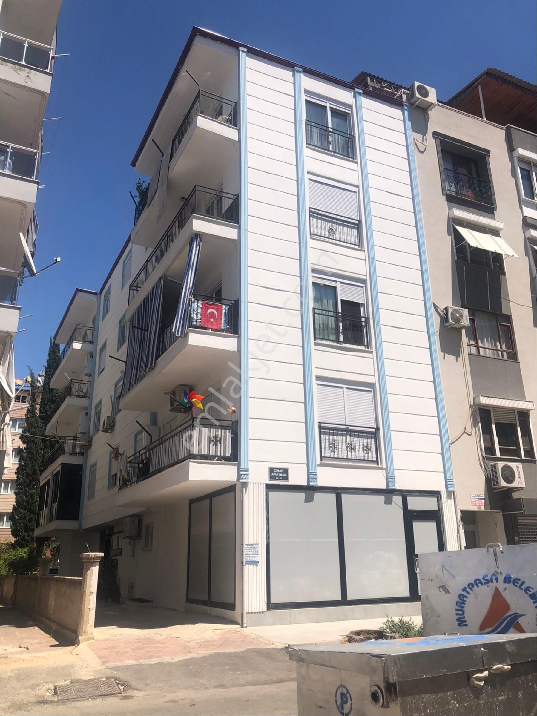 Üçgen’de Tramvay Yakını,arakat,ayrı Mutfaklı,yeni (2+1)