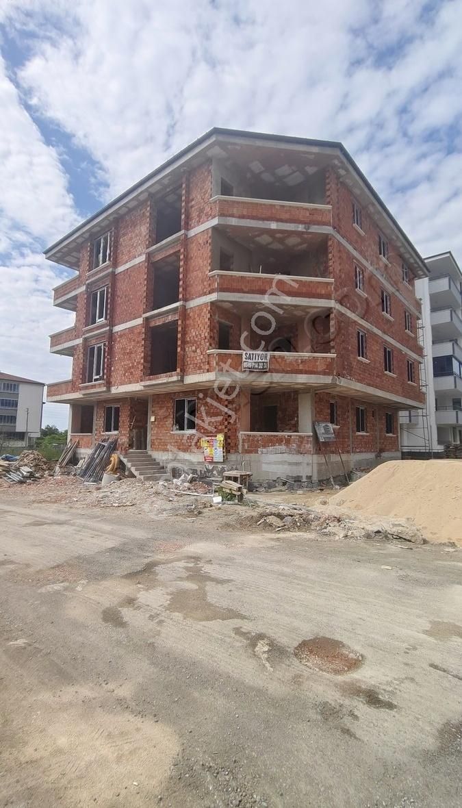 Altıkat Emlaktan Satılık 3+1 90m2 Net Kullanımlı