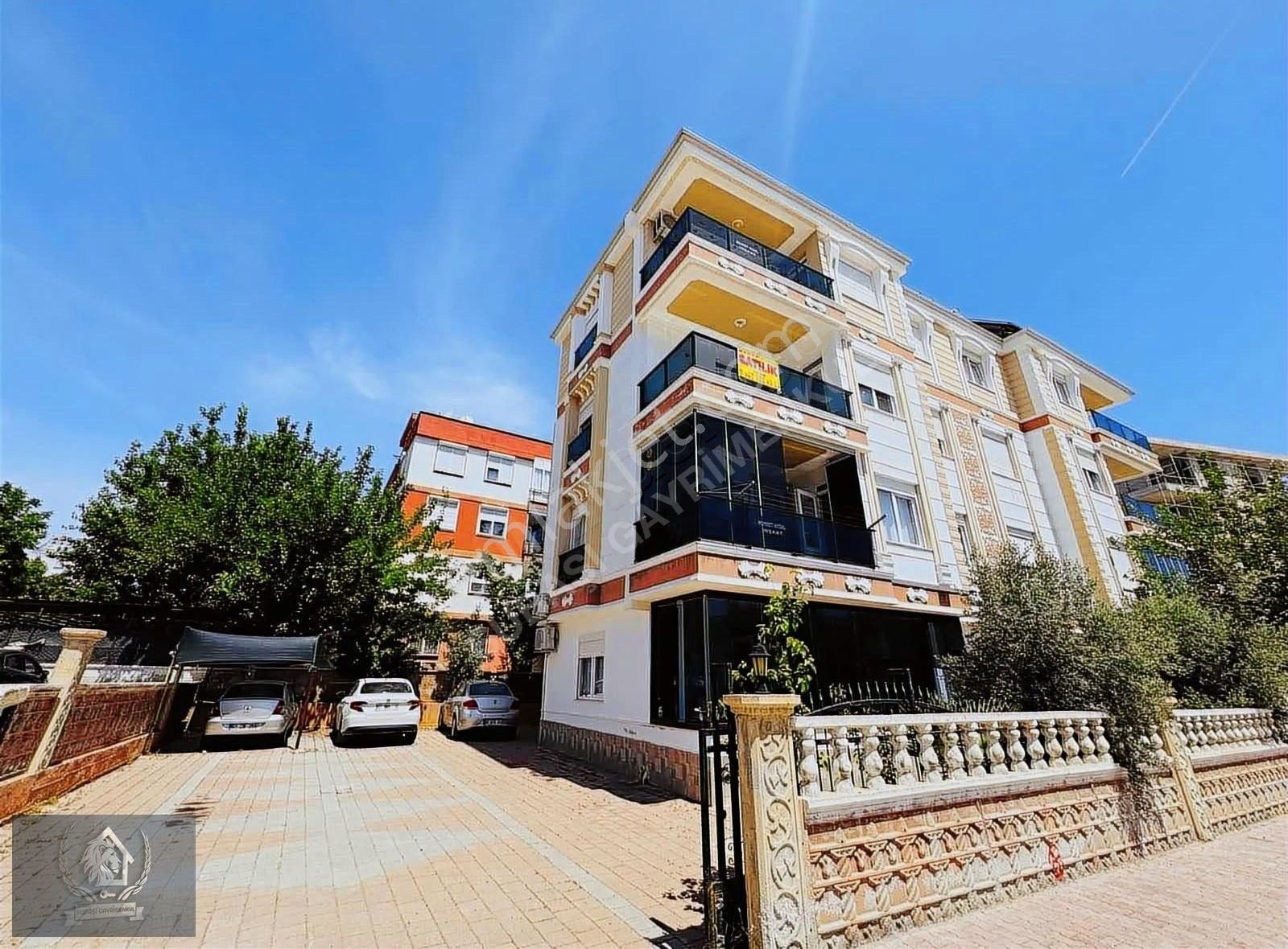 Aydoğmuş'da Krediye Uygun Katta Asansörlü 2+1 105m2
