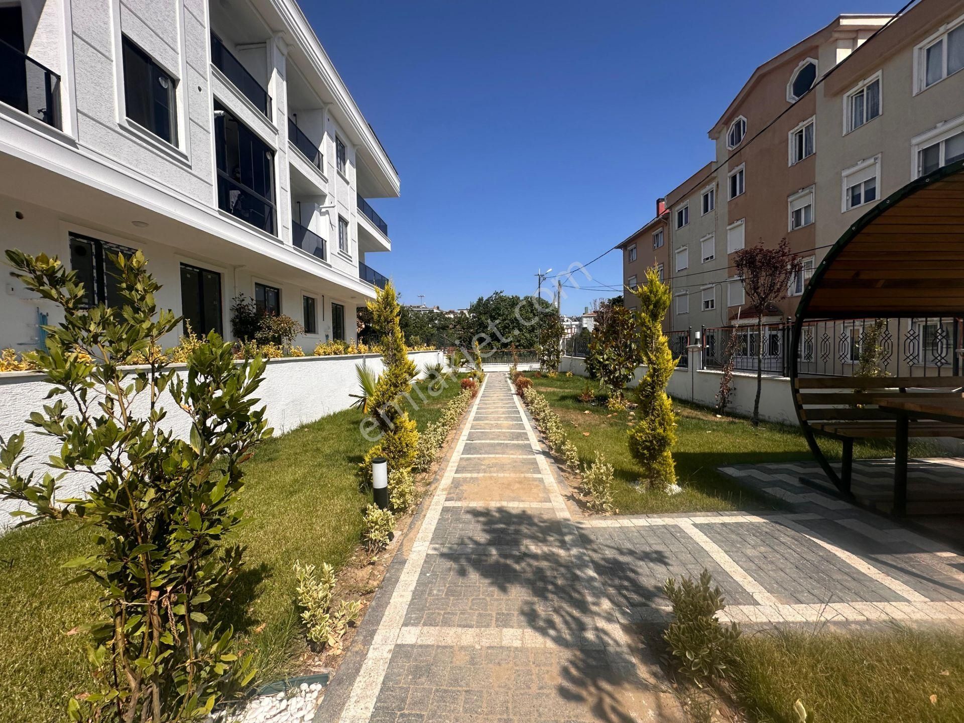 Büyükçekmece Celaliye Mahallesinde Teraslı Ve Bahçe Kullanımlı 2+1 Daire! - Görsel 26