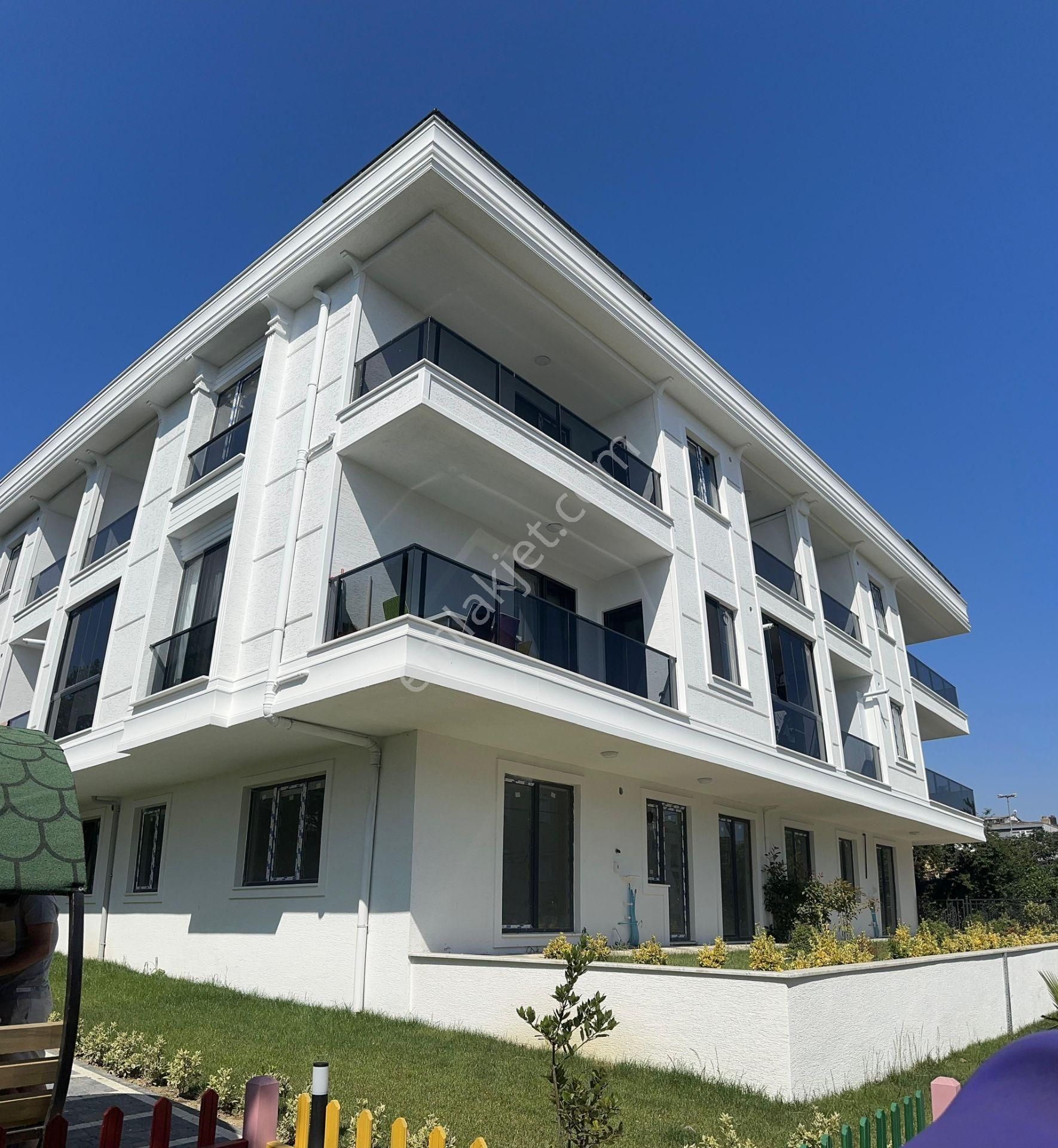 Büyükçekmece Celaliye Mahallesinde Teraslı Ve Bahçe Kullanımlı 2+1 Daire! - Görsel 22