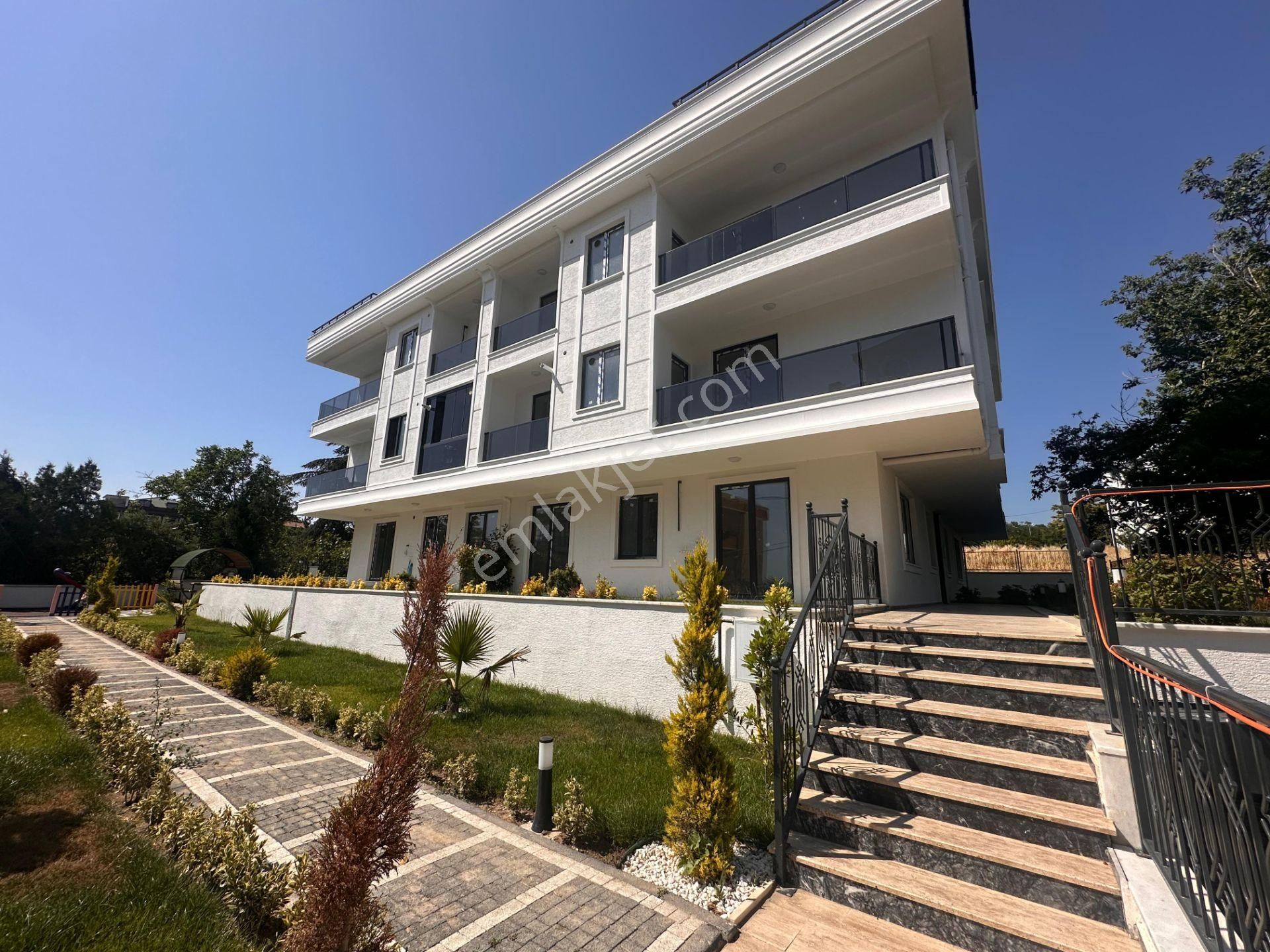 Büyükçekmece Celaliye Mahallesinde Teraslı Ve Bahçe Kullanımlı 2+1 Daire! - Görsel 19
