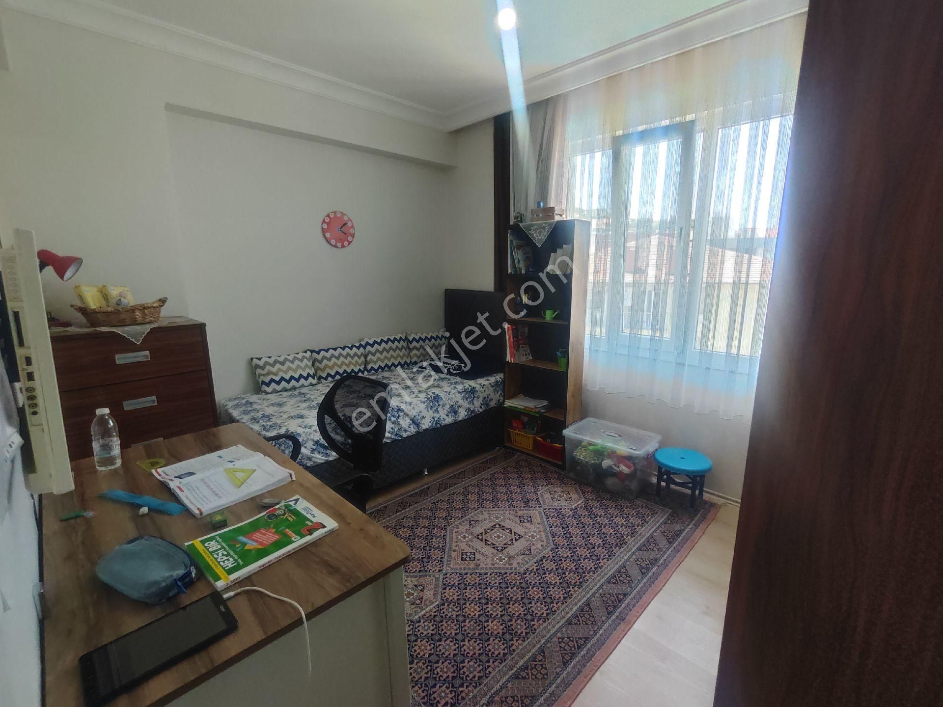 Acil Satılık Havuzlu Lüks Daire - Görsel 2