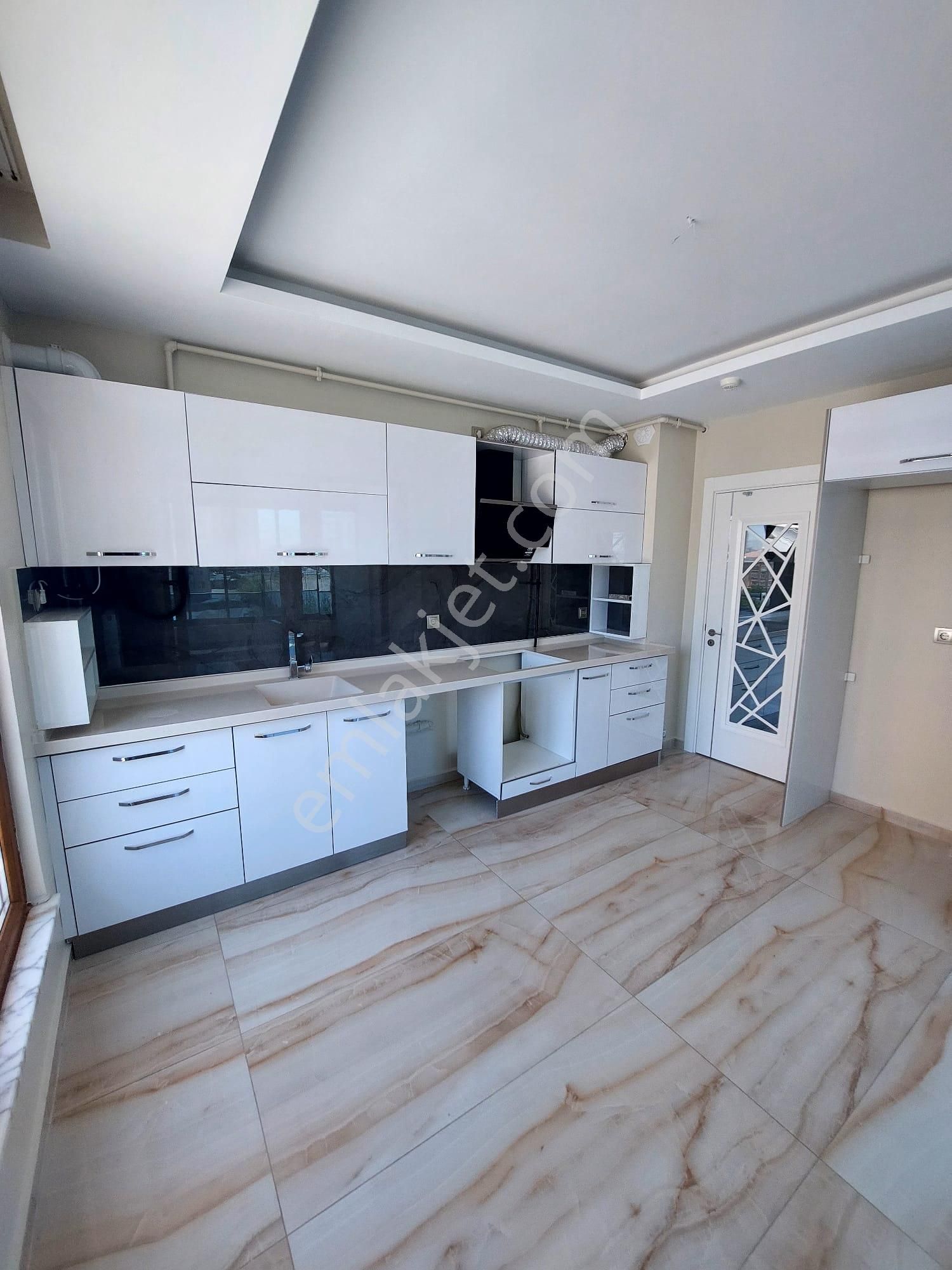 Anadolu Emlaktan Satılık Emsalsiz Serkent Bahçelievlerde Full Yapılı Daire