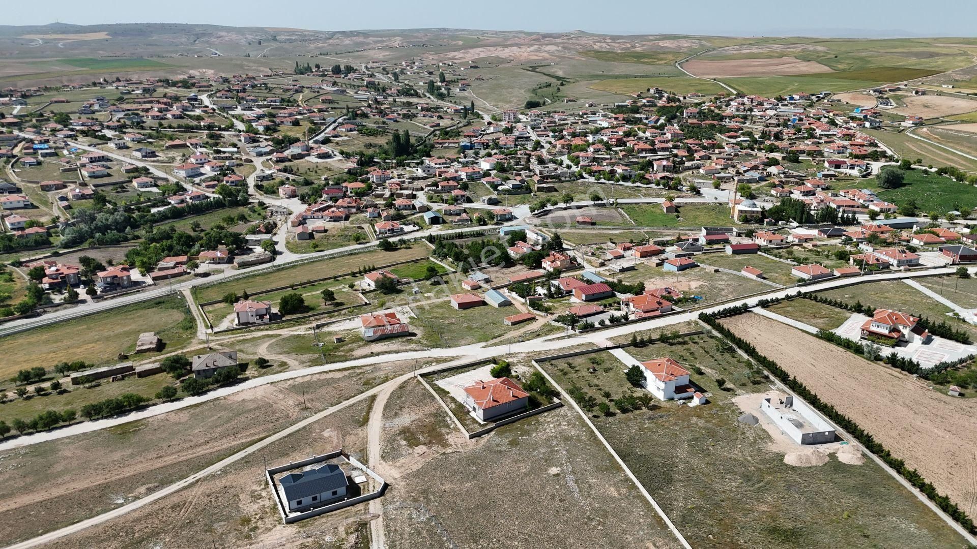 Konya / Cihanbeyli / Kelhasan Da 574 M² İmarlı Arsa