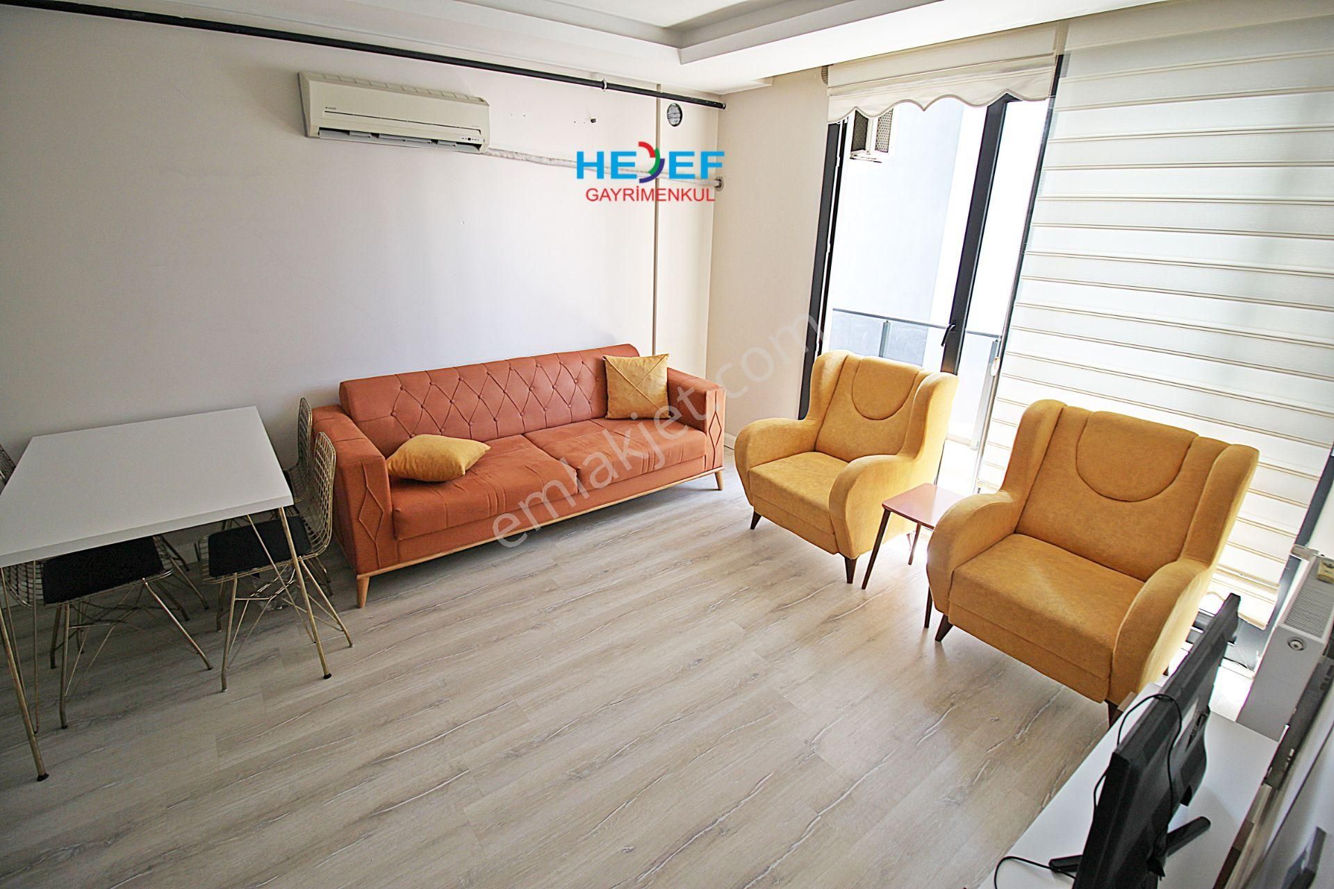 Hedef'ten Ana Yola Yakın Kombili Full Eşyalı Geniş 1+1