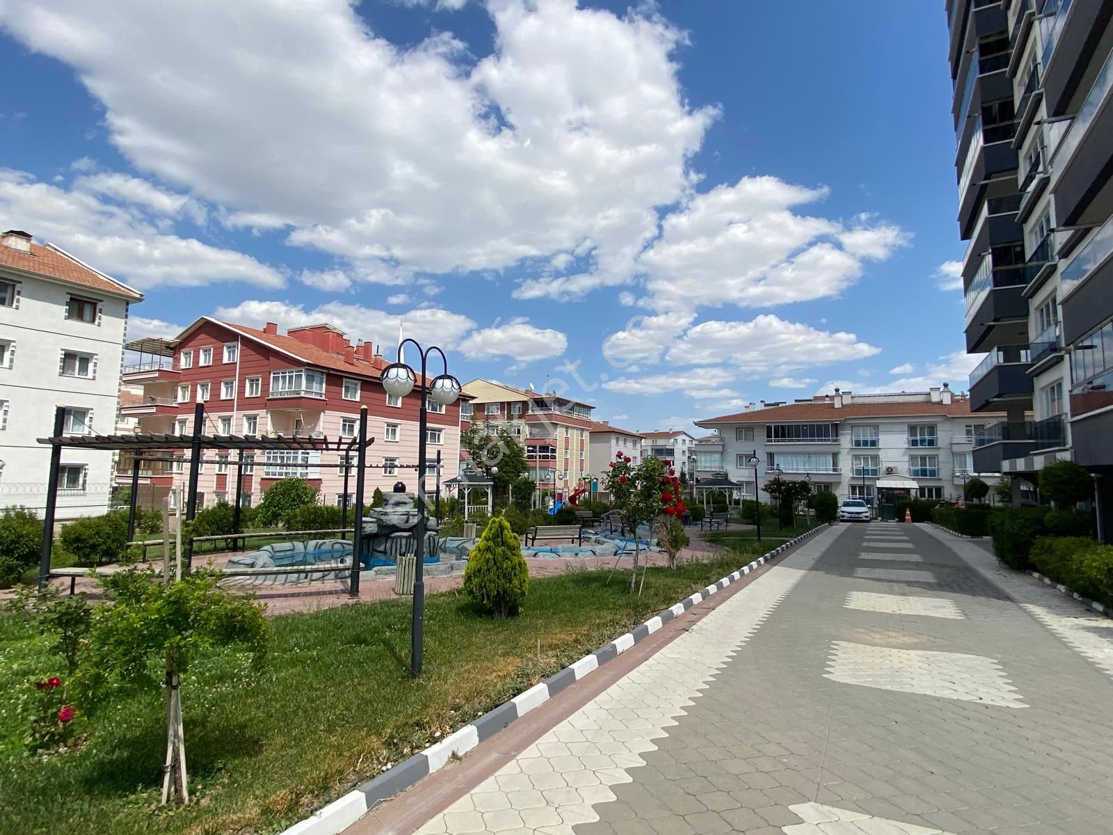 Bk Gayrimenkulden 3+1 Pınarbaşı Mah. Full Yapılı Teras Balkonlu Ebeveyn Banyolu Satılık Daire - Görsel 24