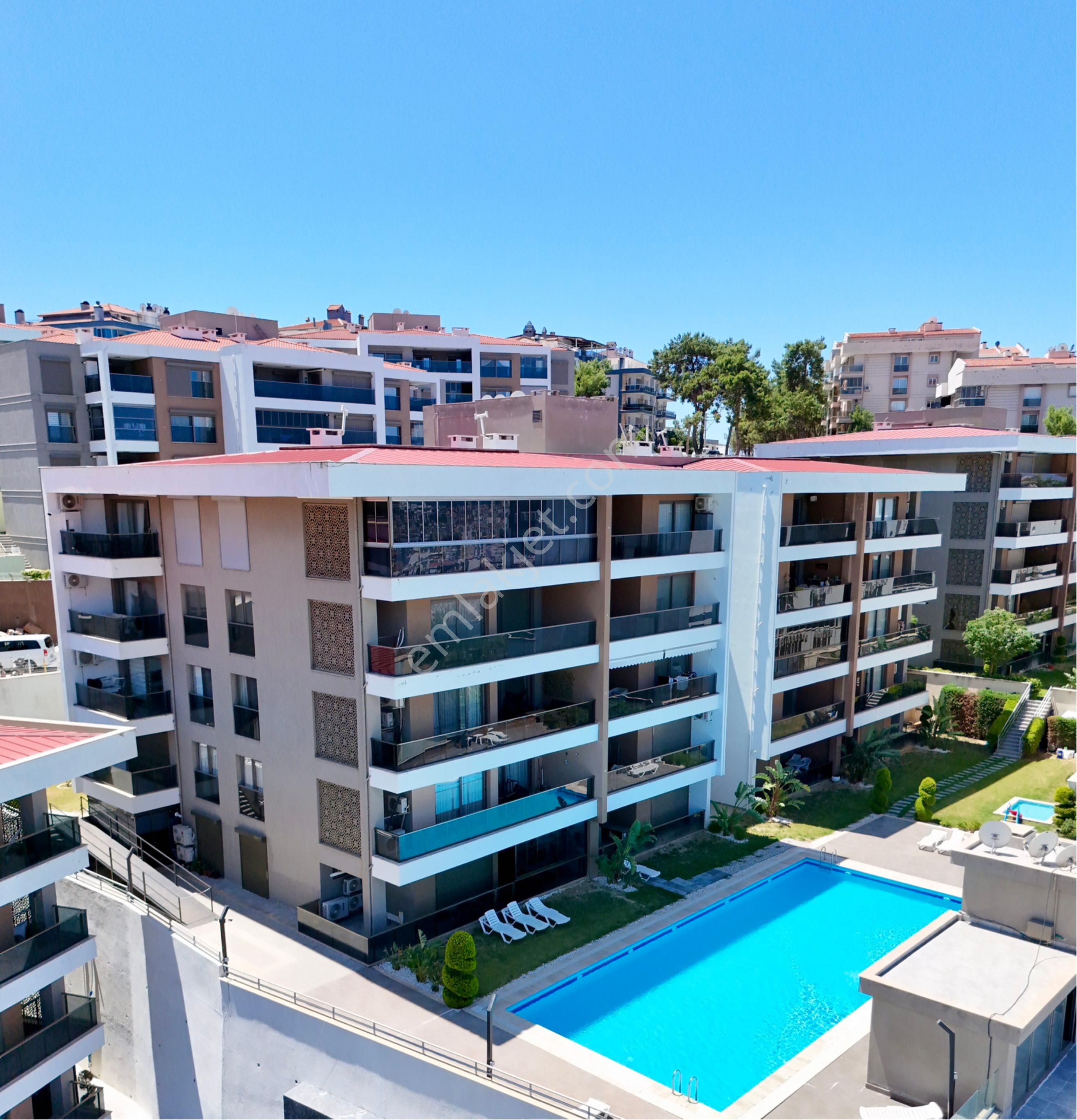 Kuşadası Satılık 3+1 Arakat Daire