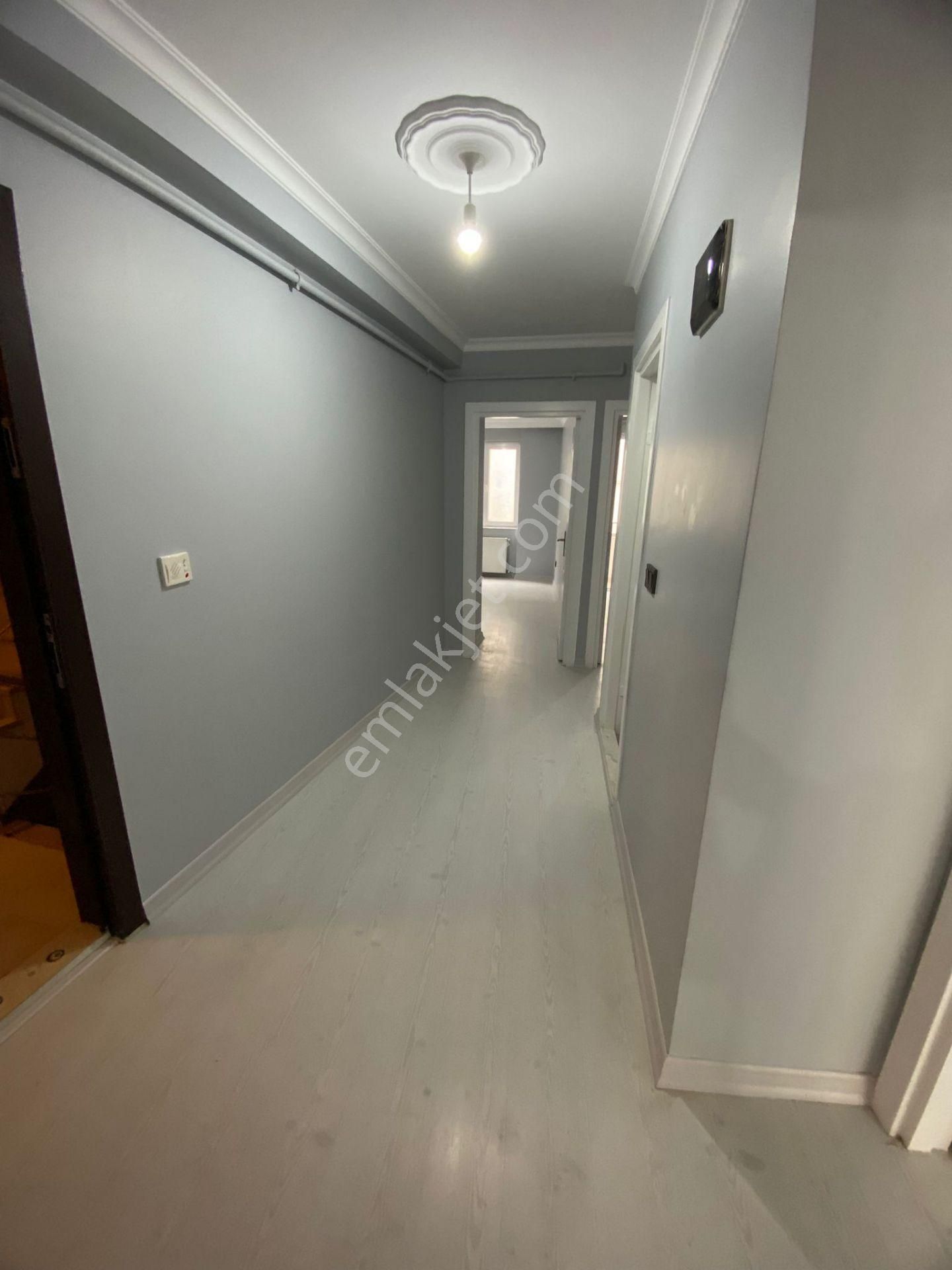 Sancaktepe Çekmeköy Sınırı Cadde Üzeri Satılık 90 M2 2+1 Daire