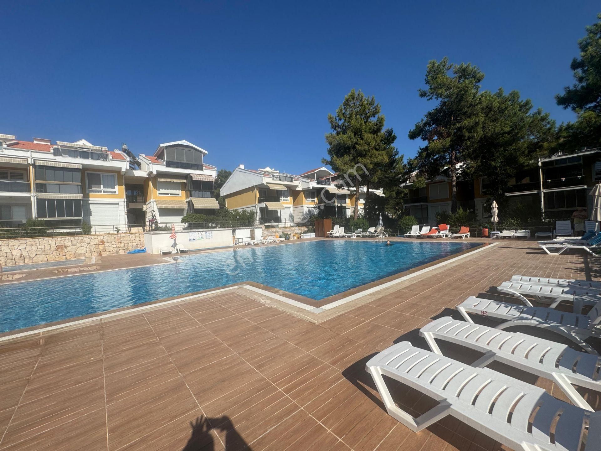 Didim Akbükte Olimpik Havuzlu Defne Park Sitemizde 3+1 Ayrı Mutfaklı Eşyalı Kat Dubleximiz Satılık - Görsel 7