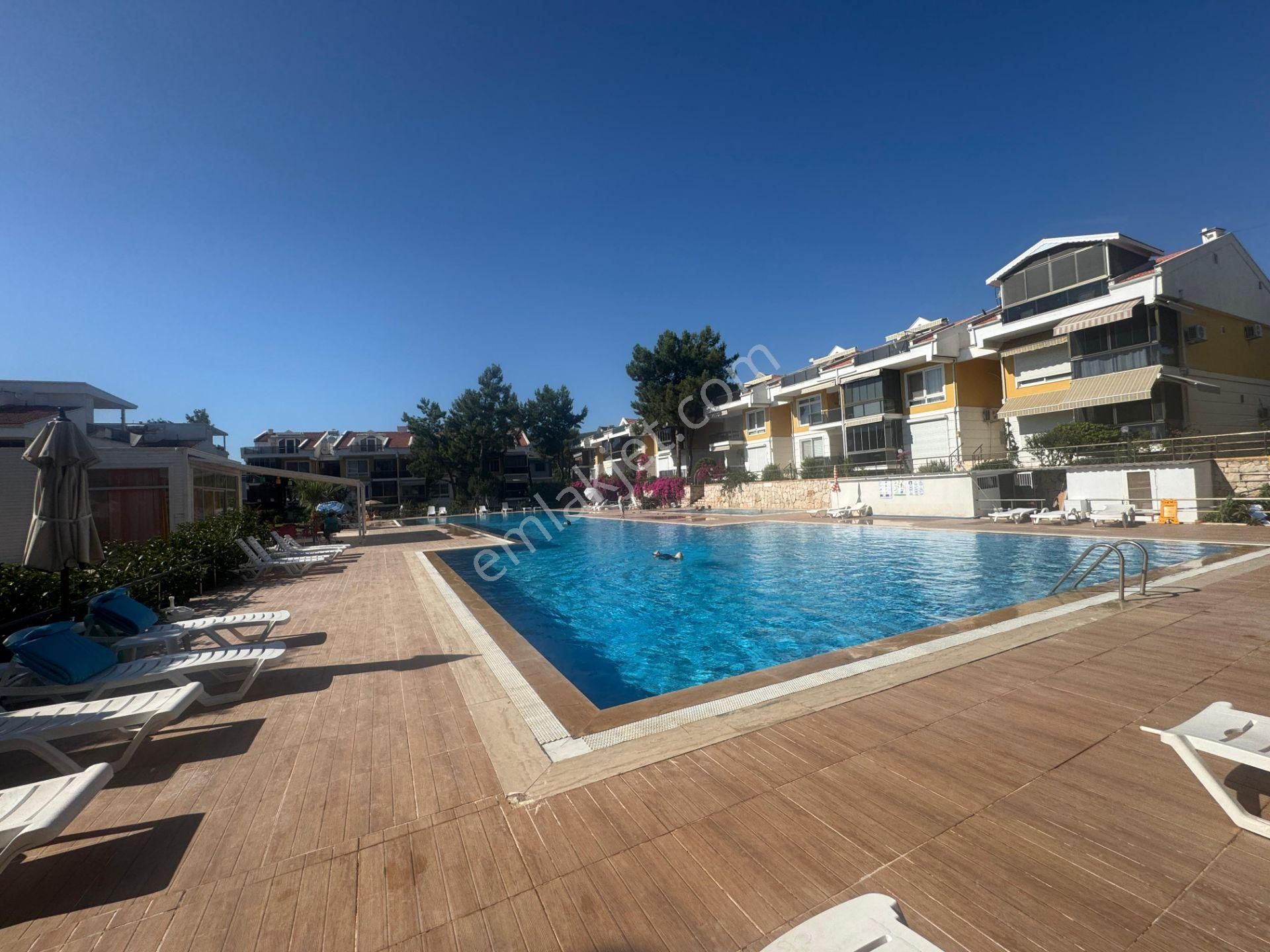 Didim Akbükte Olimpik Havuzlu Defne Park Sitemizde 3+1 Ayrı Mutfaklı Eşyalı Kat Dubleximiz Satılık - Görsel 9