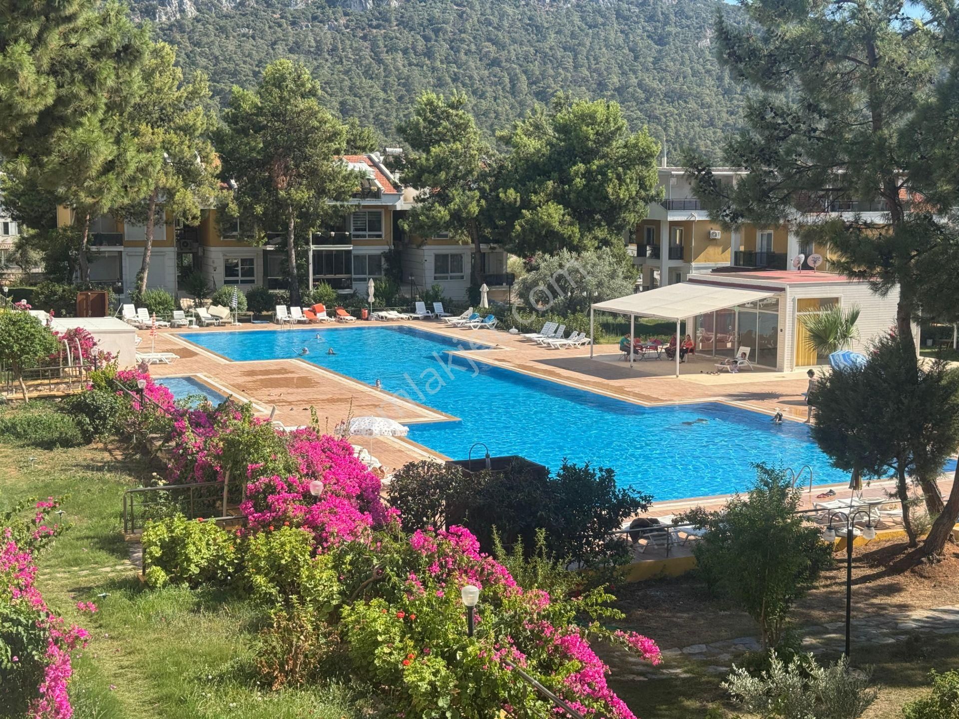 Didim Akbükte Olimpik Havuzlu Defne Park Sitemizde 3+1 Ayrı Mutfaklı Eşyalı Kat Dubleximiz Satılık - Görsel 3