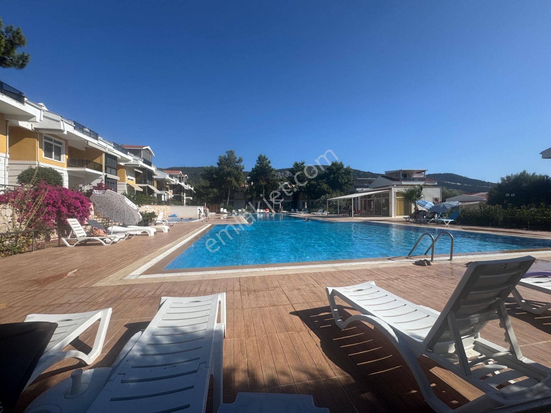 Didim Akbükte Olimpik Havuzlu Defne Park Sitemizde 3+1 Ayrı Mutfaklı Eşyalı Kat Dubleximiz Satılık - Görsel 2