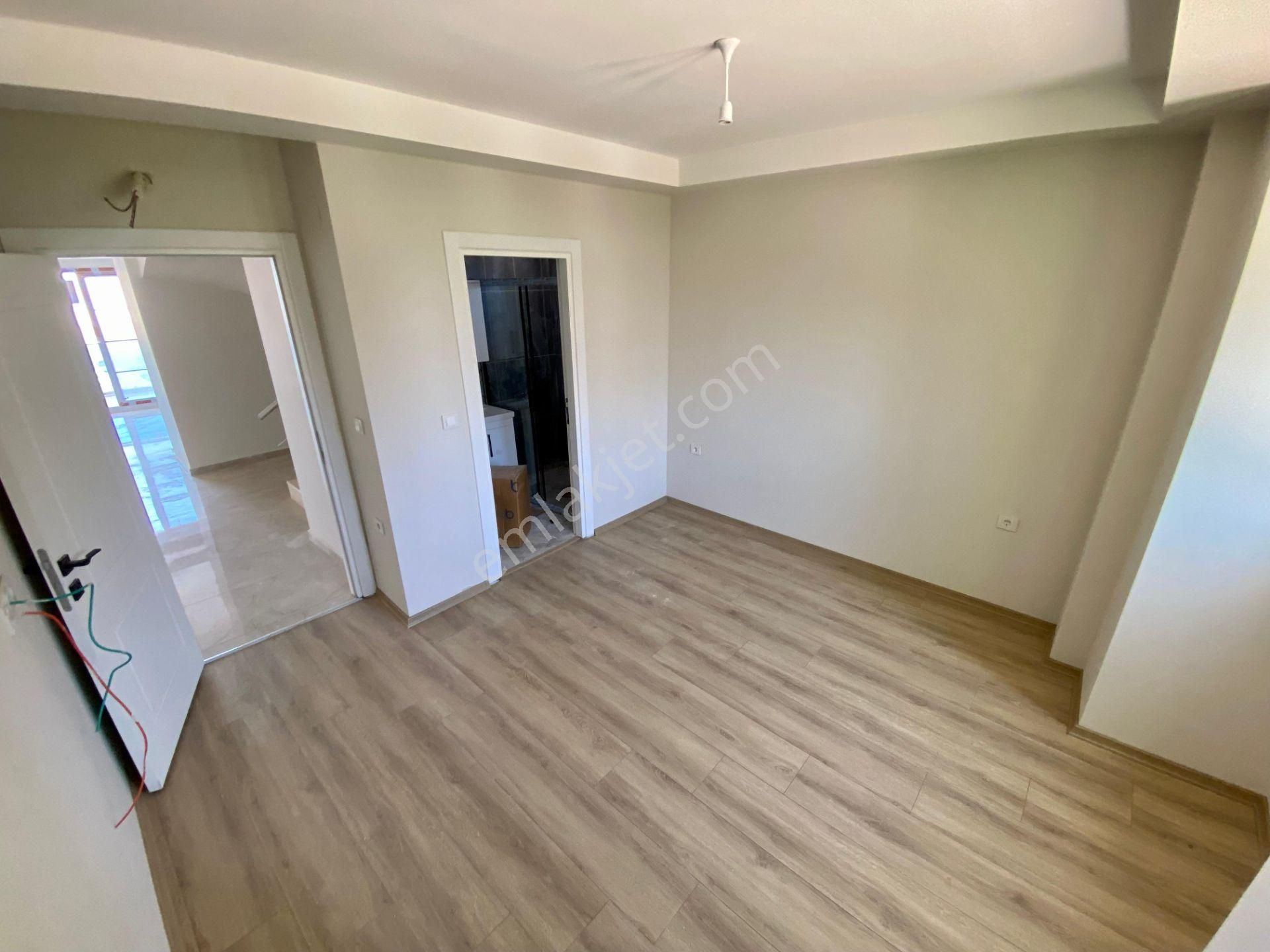 Silifke Bakanlıklarda Muhteşem Havuzlu Villa - Görsel 8