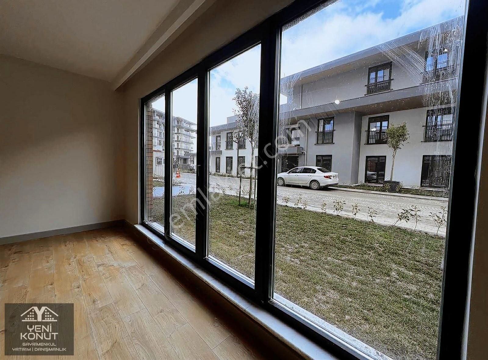 Bahçeşehir Vadi Evleri 90 M2 Bahçe Kullanımlı Satılık Dubleks