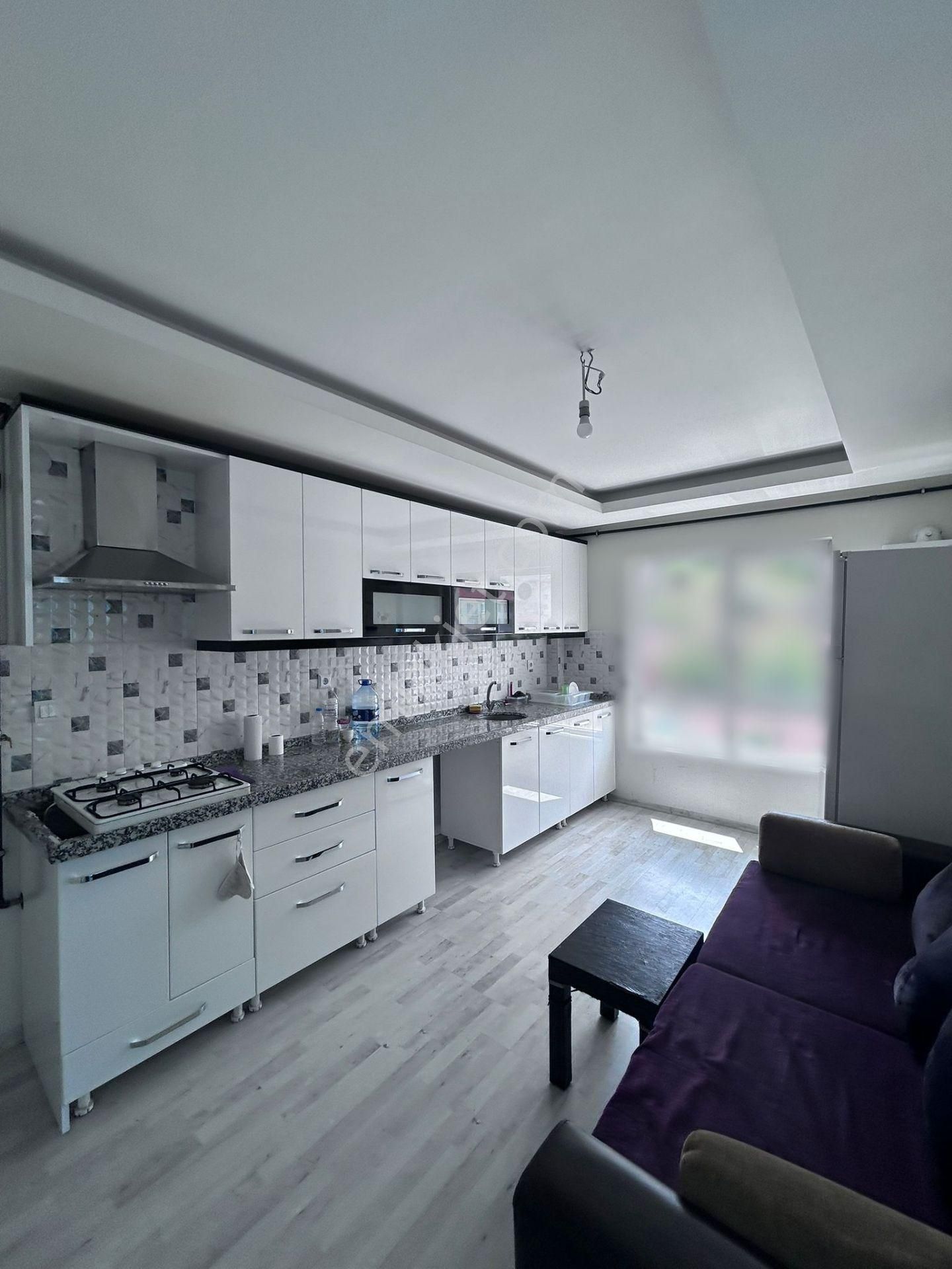 N.ertaş Cadde Yakını Tek Bloklu Site'de Full Yapılı Arakat 3+1 125m2 Daire.!!