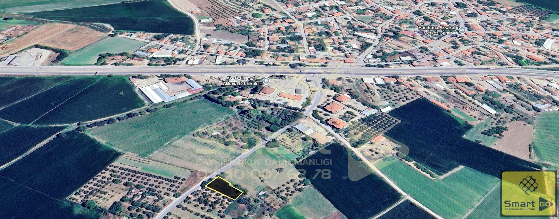 Aksakalda Yola Cephe 700 M² Satılık Bağ
