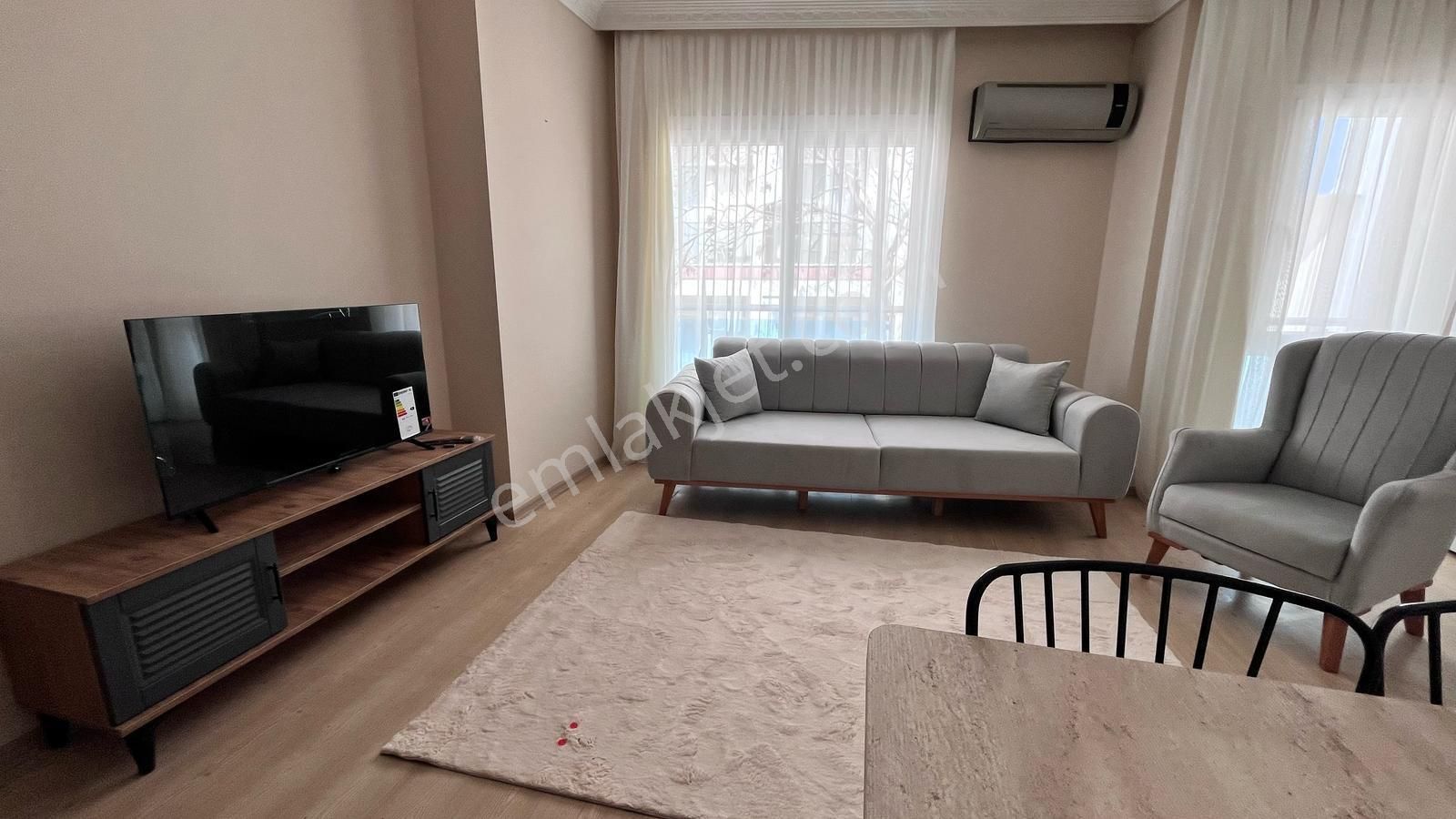 Er Yapı Emalk T.tepe Kamp Karşısı Klimalı Sıfır Eşyalı Kiralık Daire