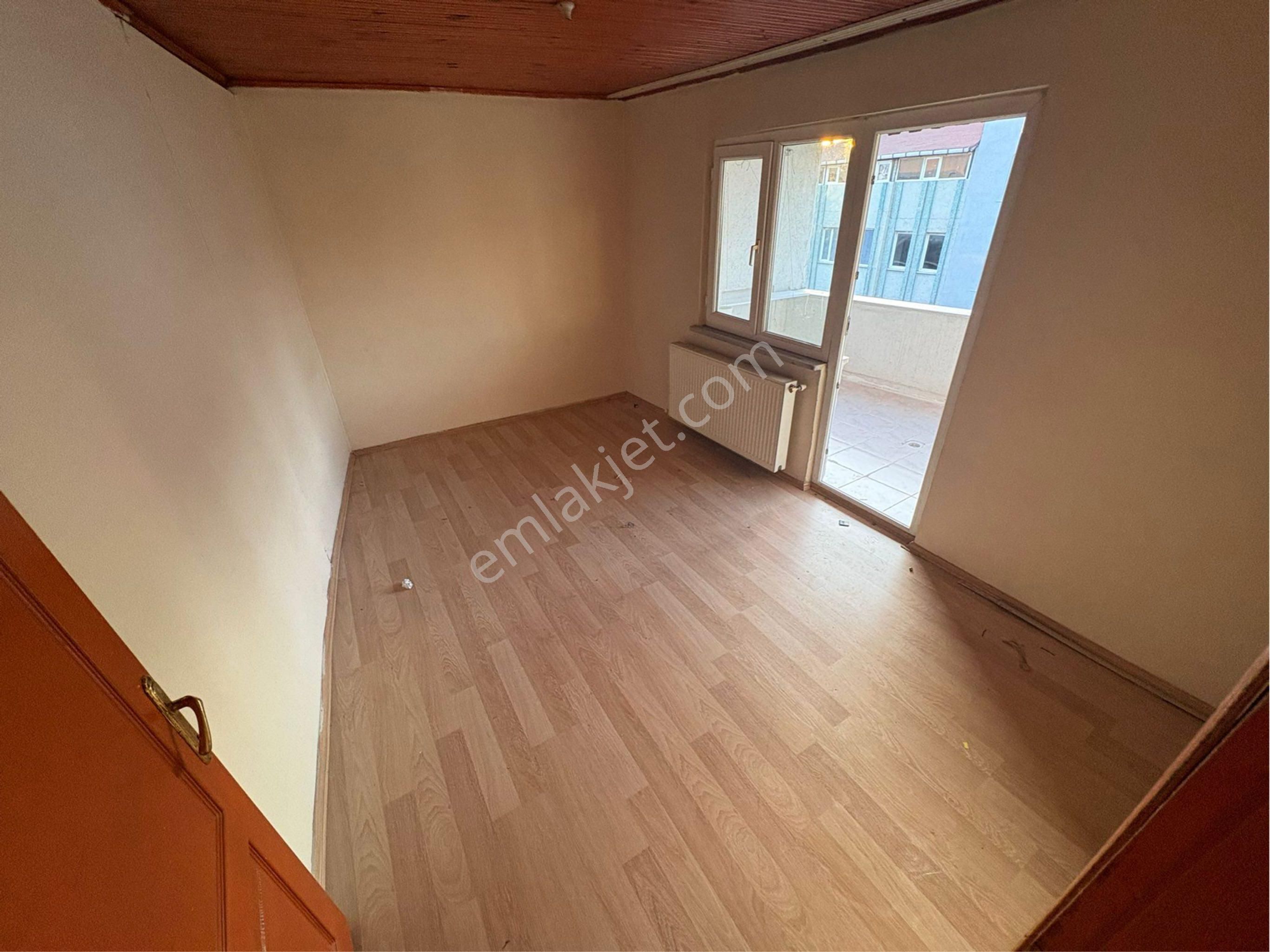 Aydın İnş . Sultançifliği Mah 2+190 M2 Çatı Katı