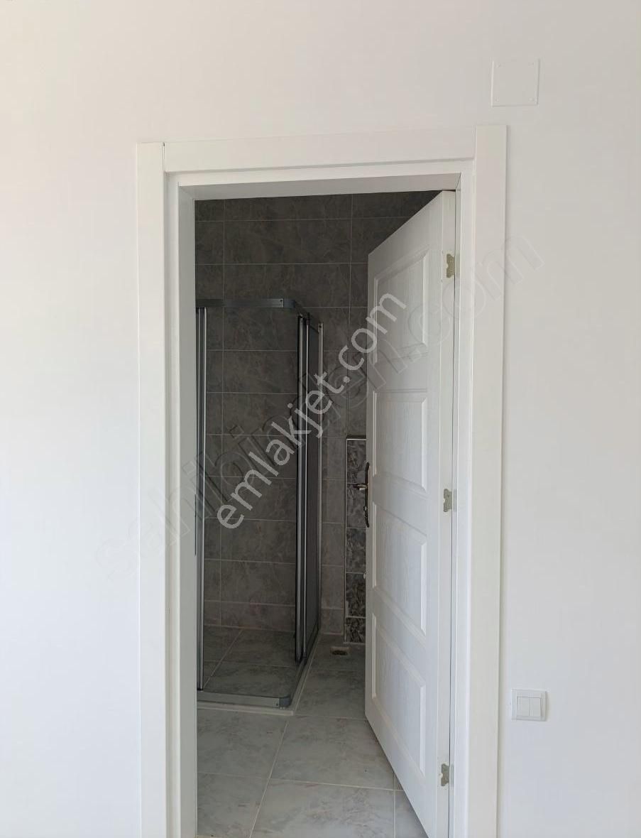Asaf Emlak'tan Esenbel Mahallesi'nde Site İçerisinde Triplex - Görsel 3