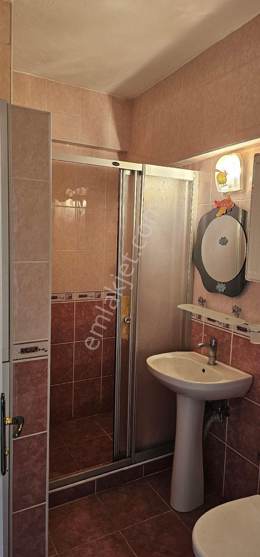 Trabzon Akçaabat Yaylacık Mahallesi Meltem Sokakta Kiralık Daire - Görsel 13