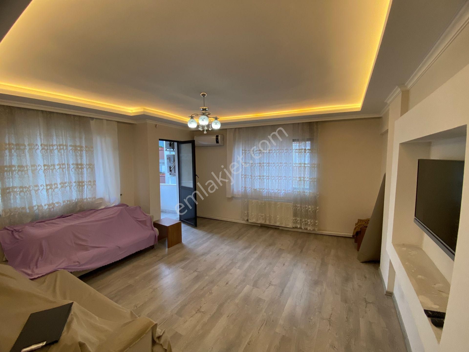 Trabzon, Ortahisar, Fatih Mahallesinde, Eşyalı Kiralık 3+1 Daire