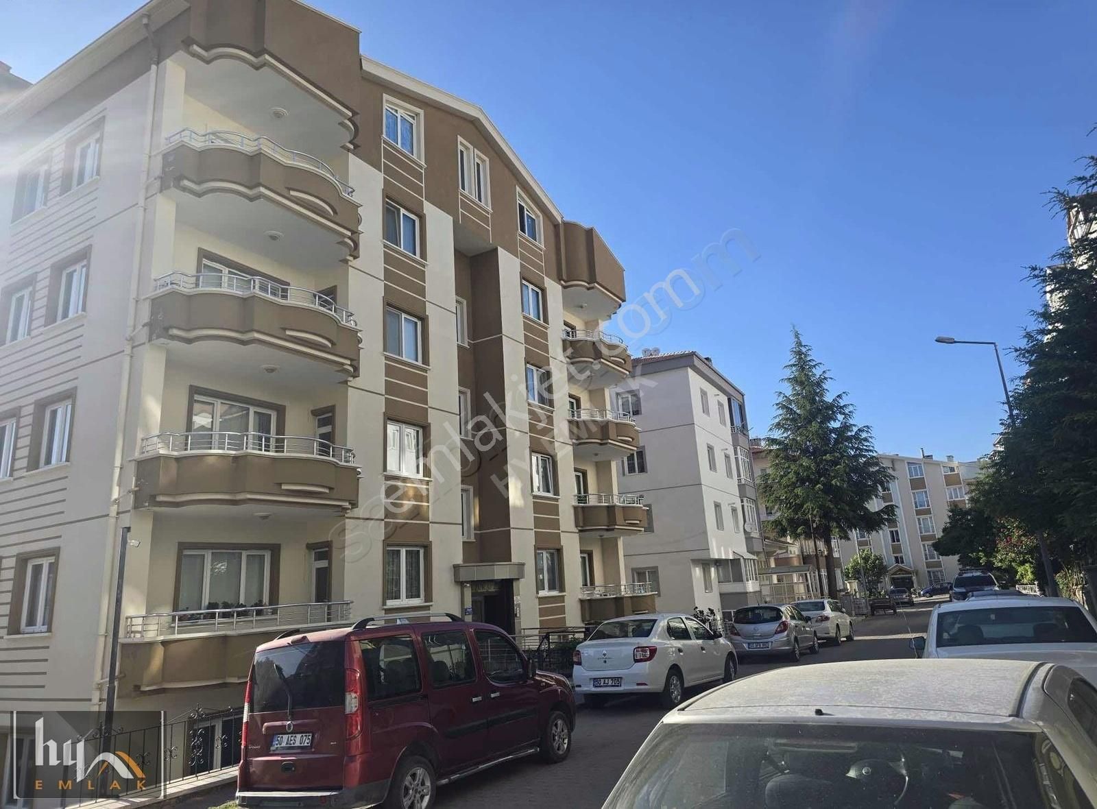 Güzelyurtta Geniş 3+1 Geniş Kiralık Daire