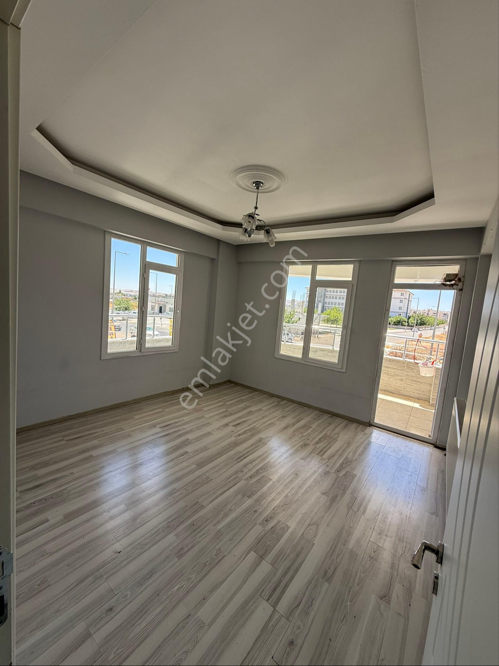 Has Birlik Emlaktan Kiralık 3+1 Daire