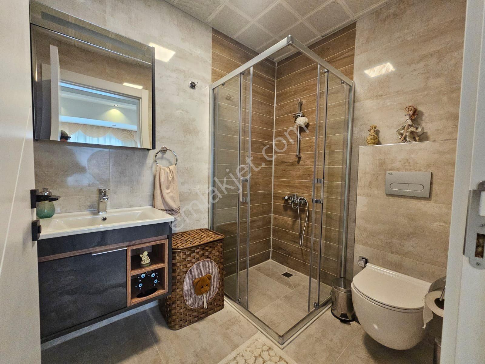 Liralık Eşyalı Daire