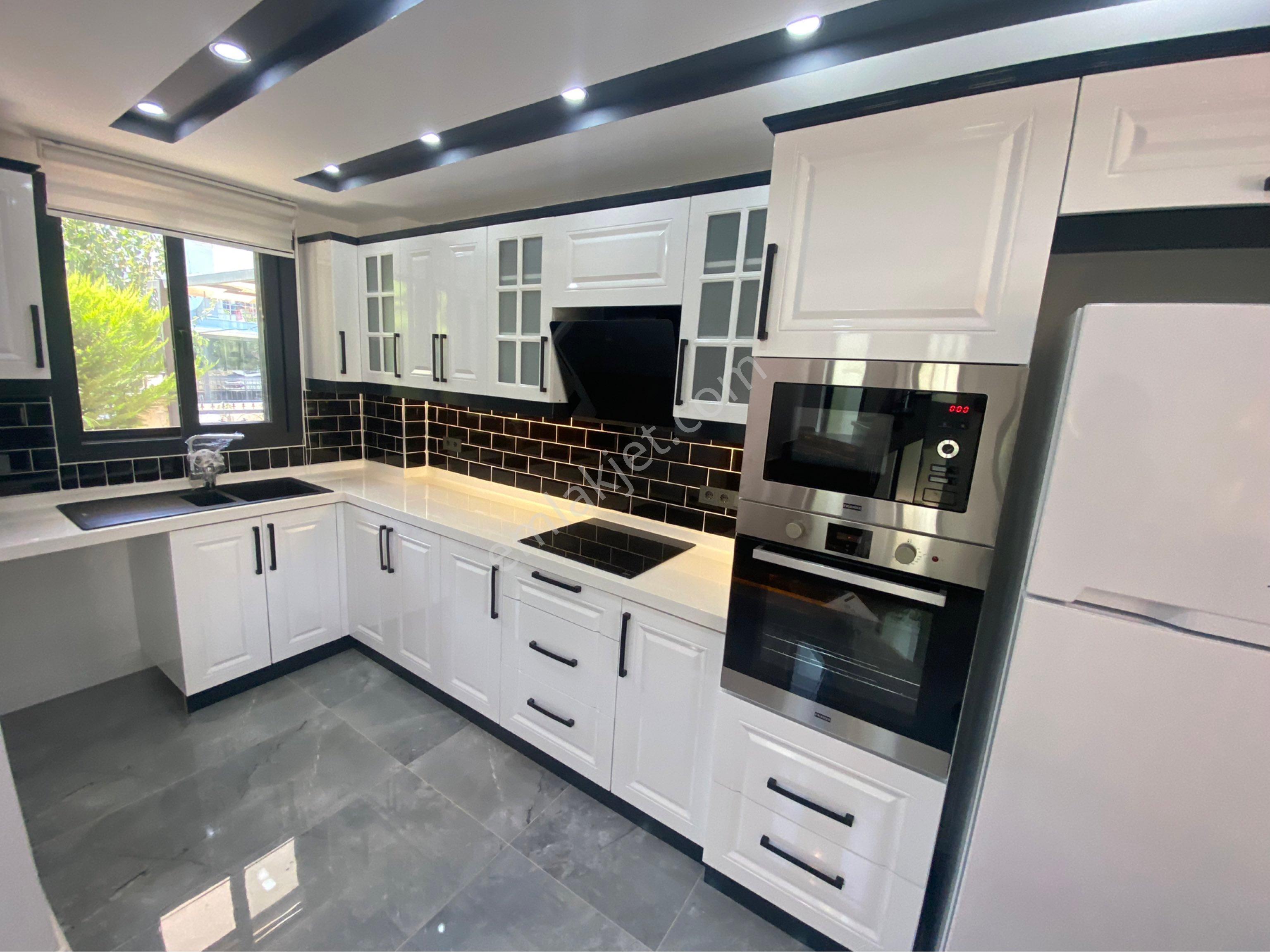 Efeler Mahallesinde Site İçi 3+1 Villalar - Görsel 13