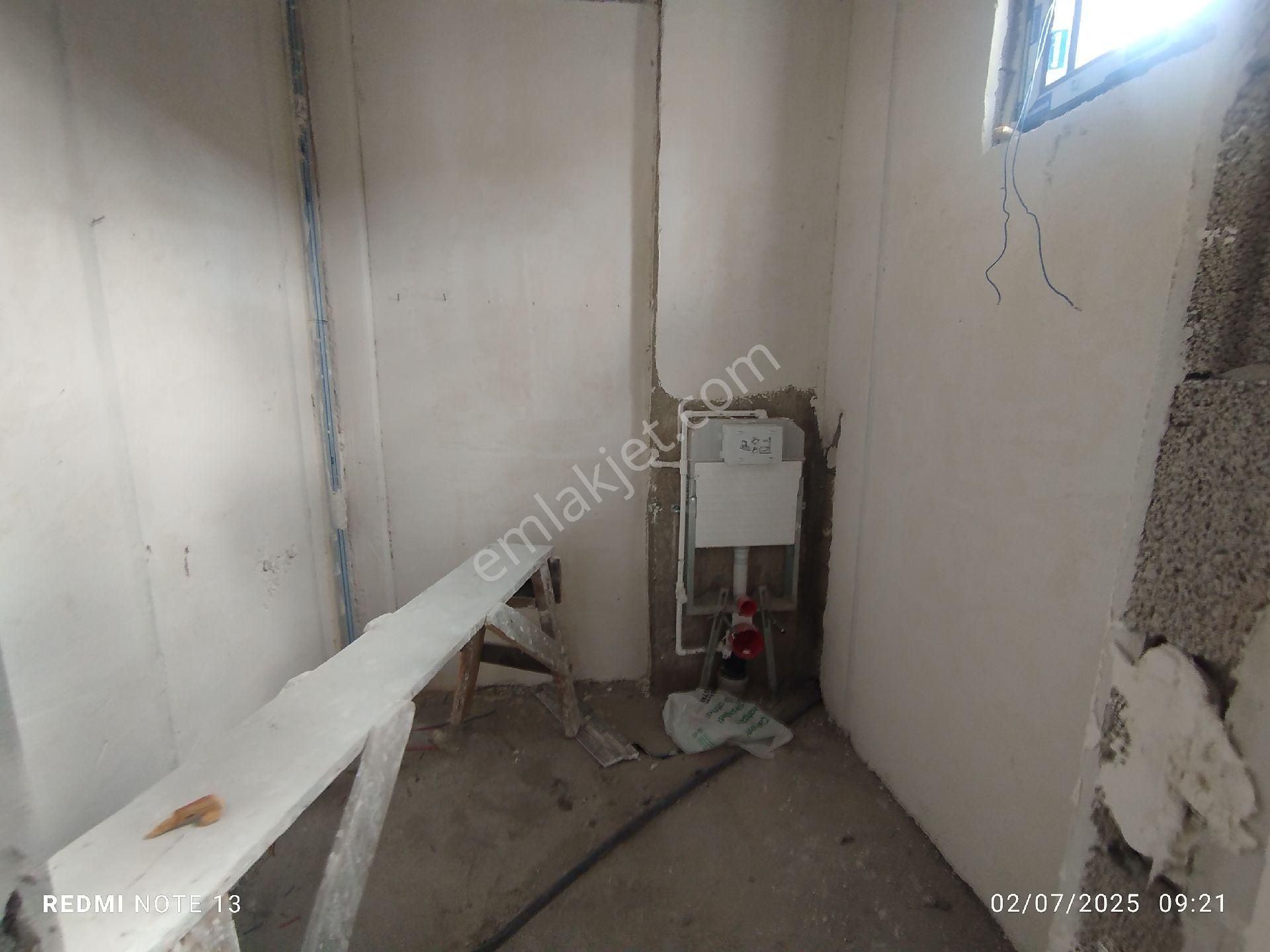 Baglıca Zirve Caddesinde Alttan Istmalı 6+2 Kupon Villa - Görsel 4