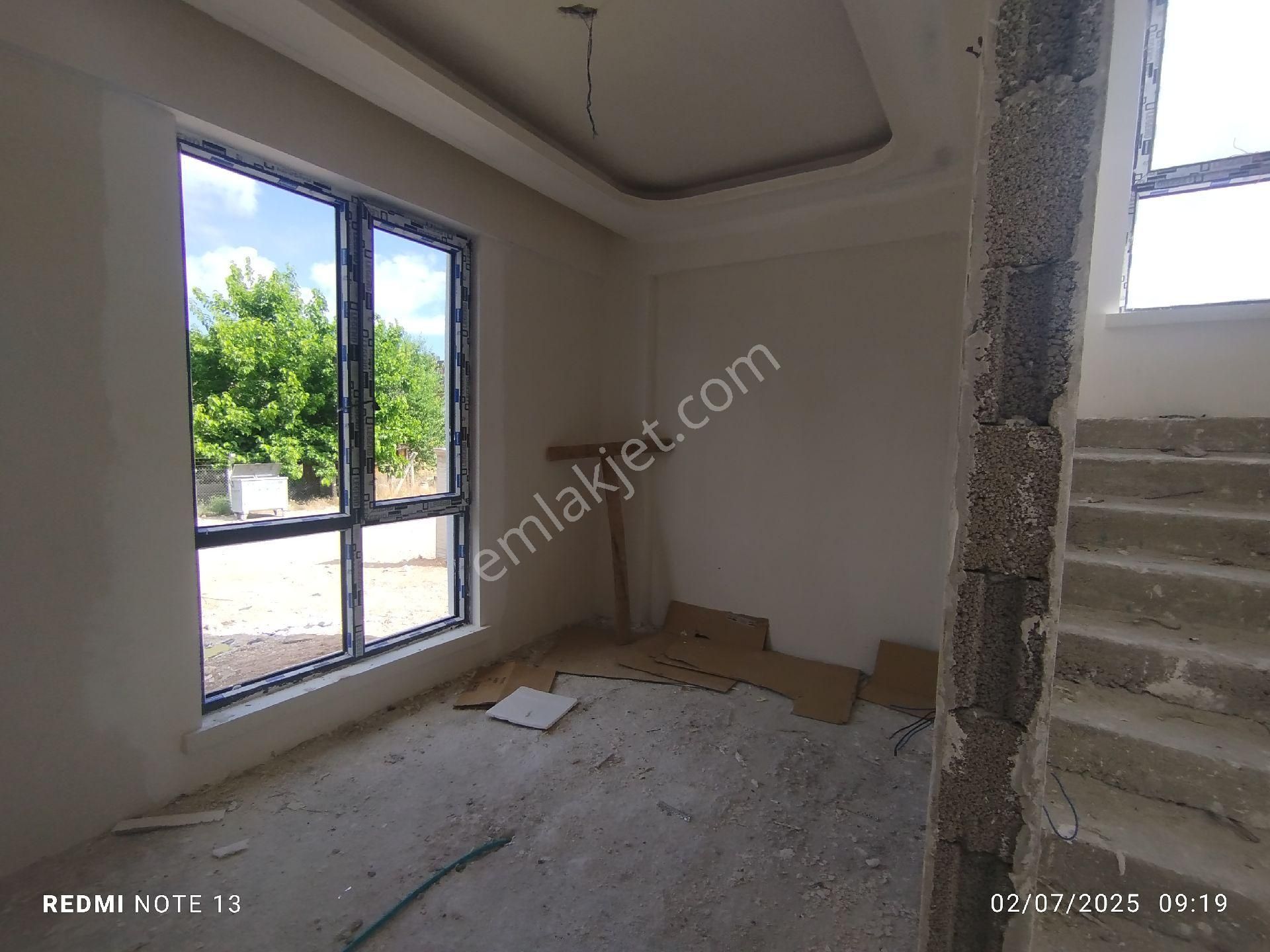 Baglıca Zirve Caddesinde Alttan Istmalı 6+2 Kupon Villa - Görsel 24