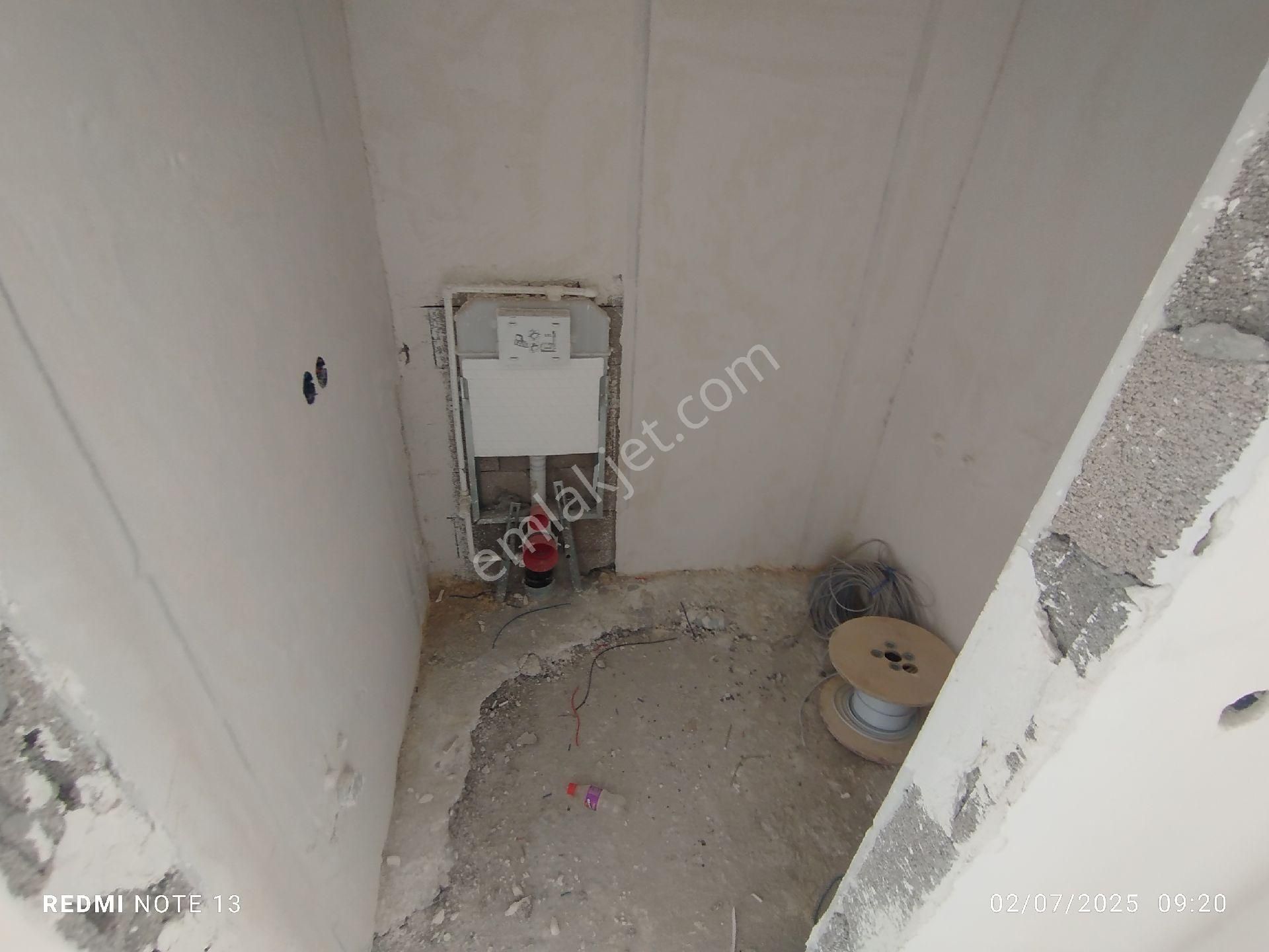 Baglıca Zirve Caddesinde Alttan Istmalı 6+2 Kupon Villa - Görsel 14