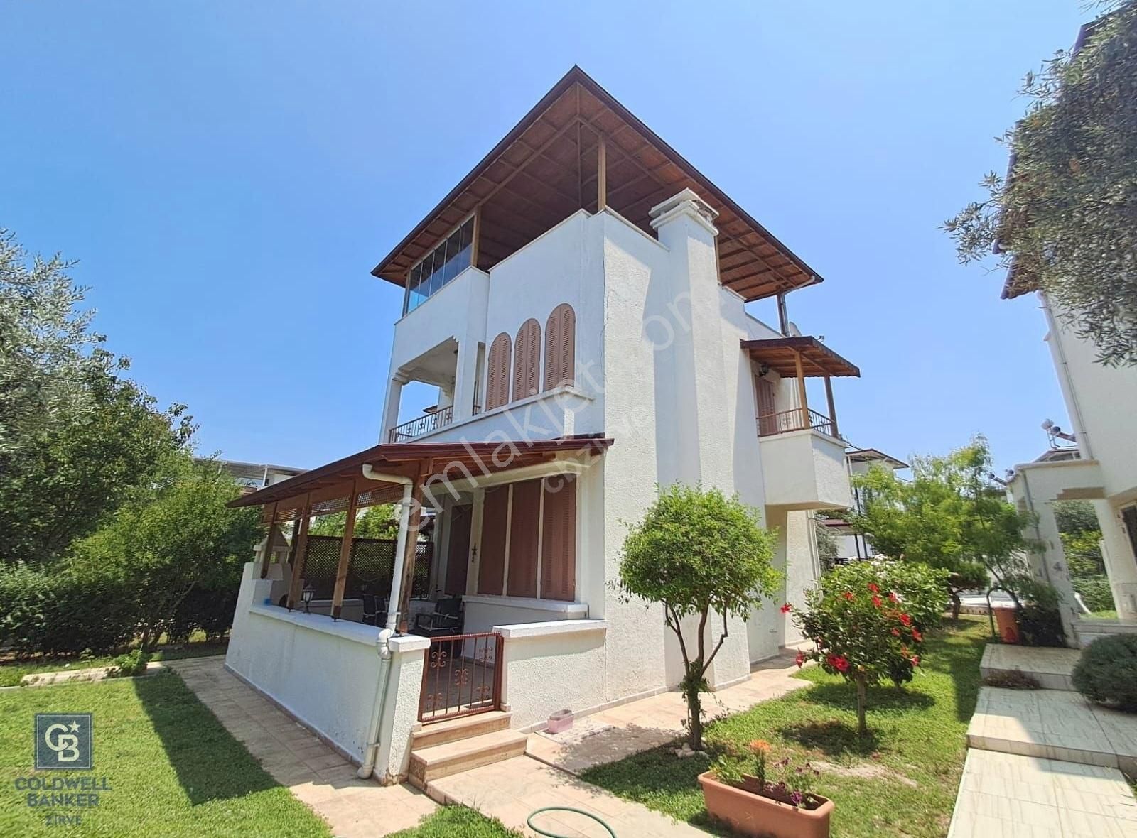 Akbük De Denize Çok Yakın Lüx Villa