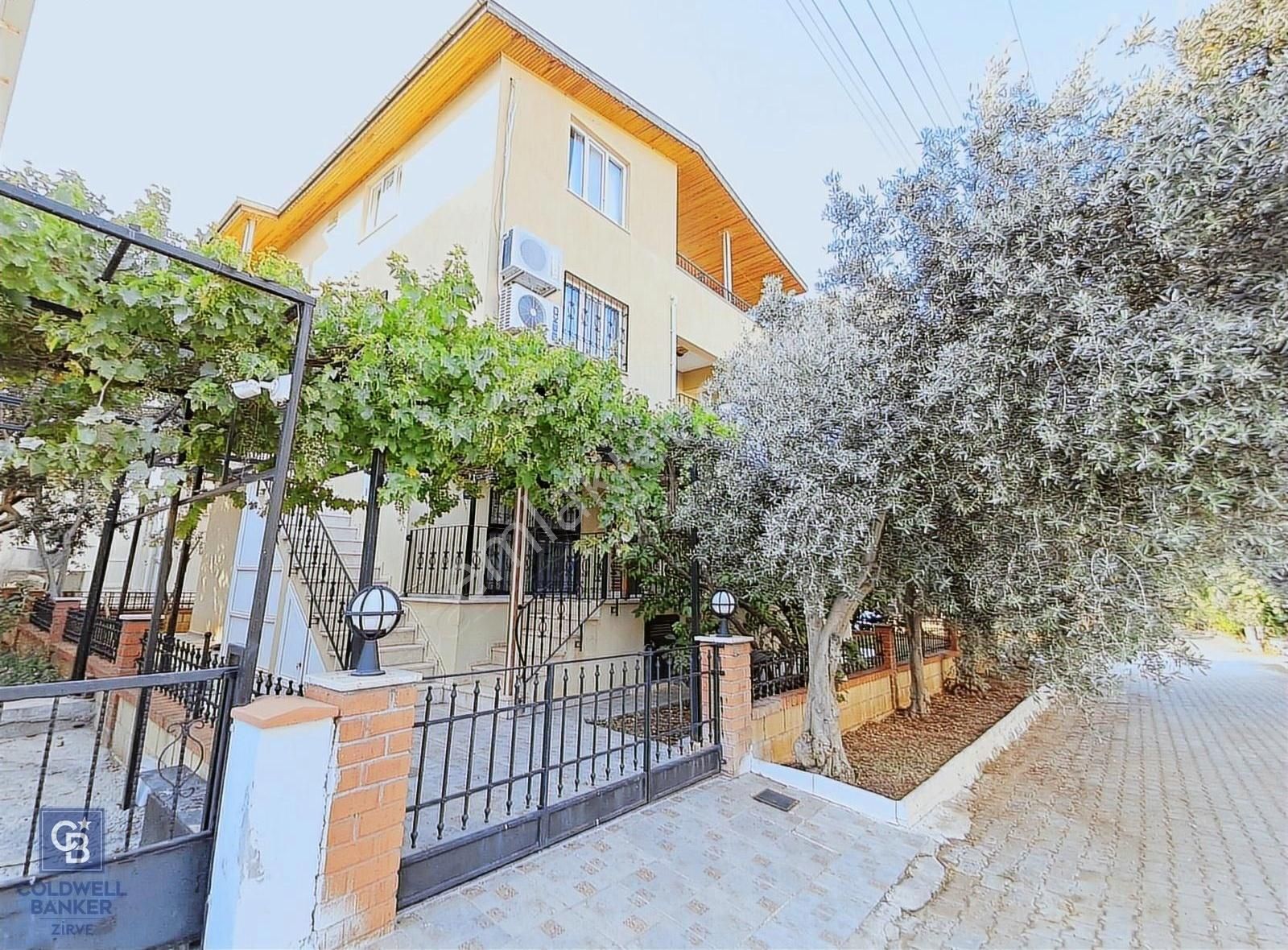 Didim'in Gözdesi Fevzipaşa Uslu Sitesinde Kaçmaz Ara Kat Fırsat!