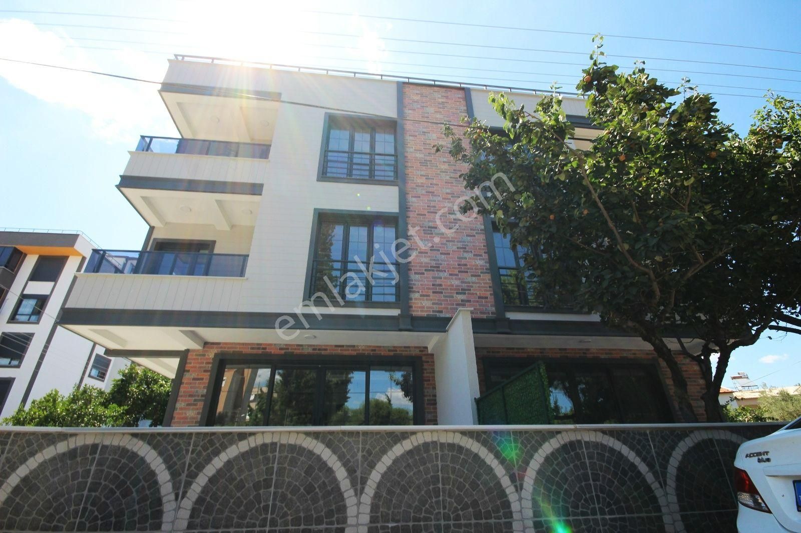Zirve'den Burhaniyede Satılık Geniş Ve Kullanışlı Sıfır 3+1 Villa