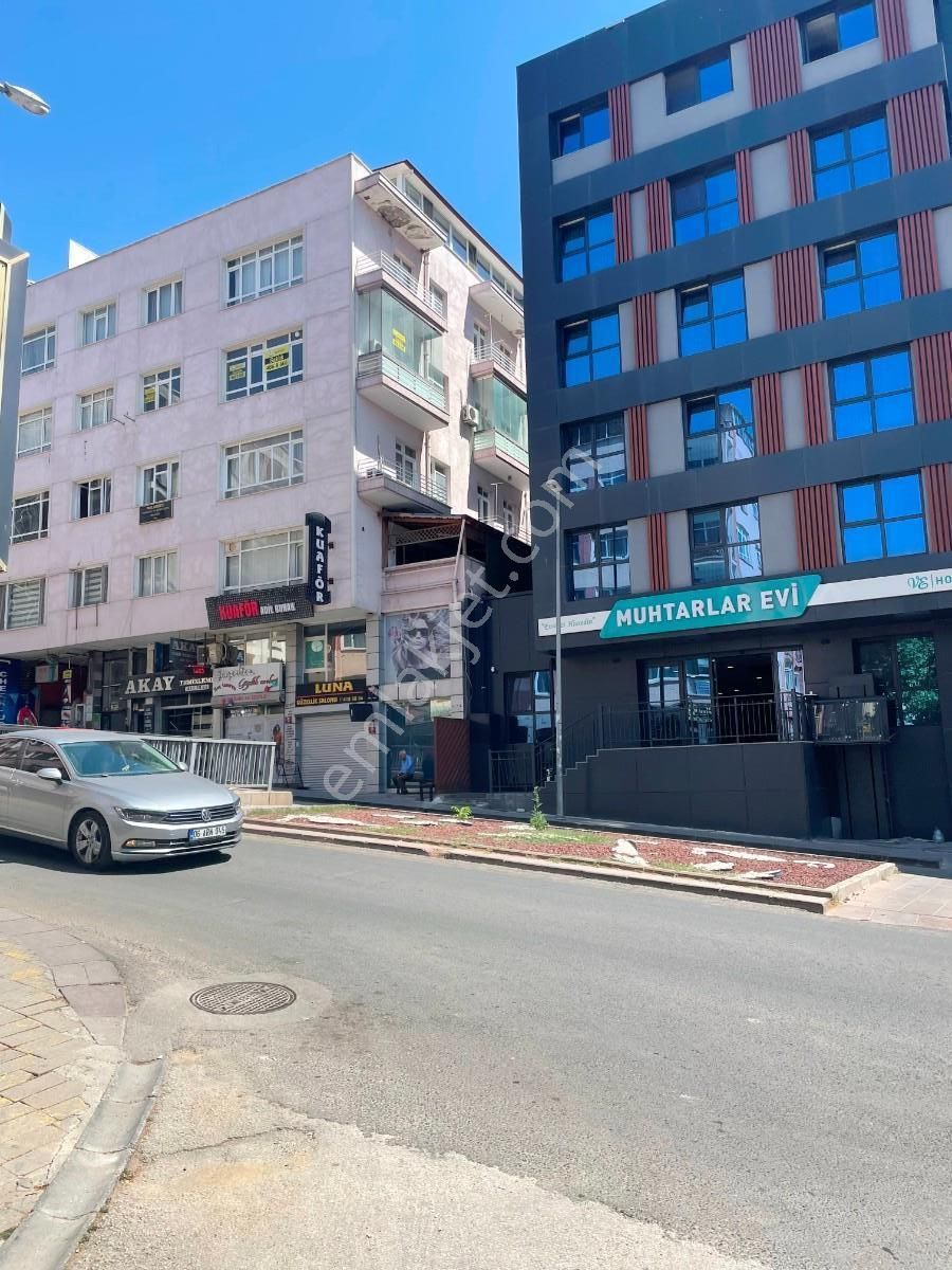 Akay Da Esat Caddesi 4+1 3, Kat Ön Cephe 120m2