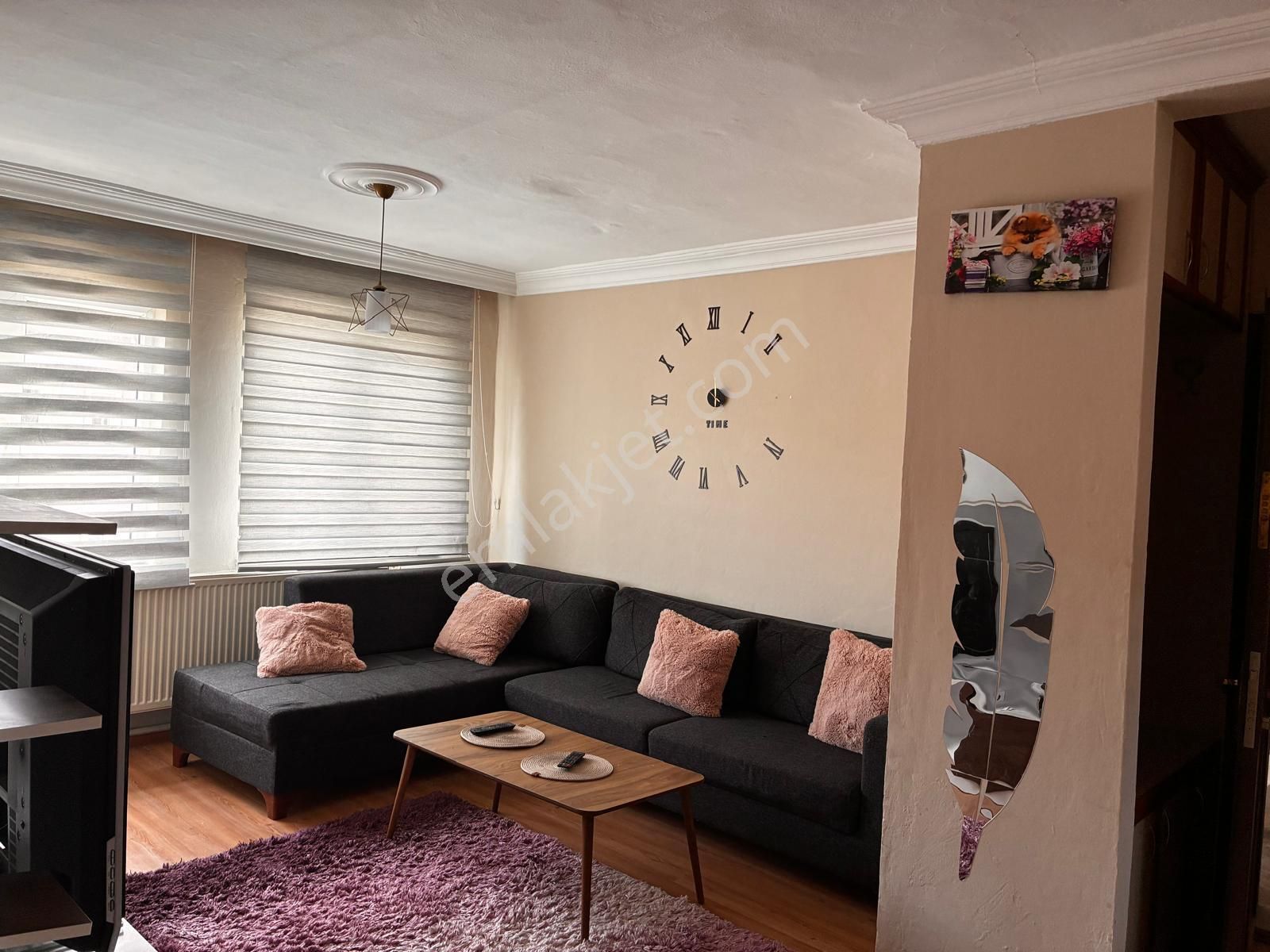 Altın Emlaktan Kiralık Eşyalı 2+1 Daire