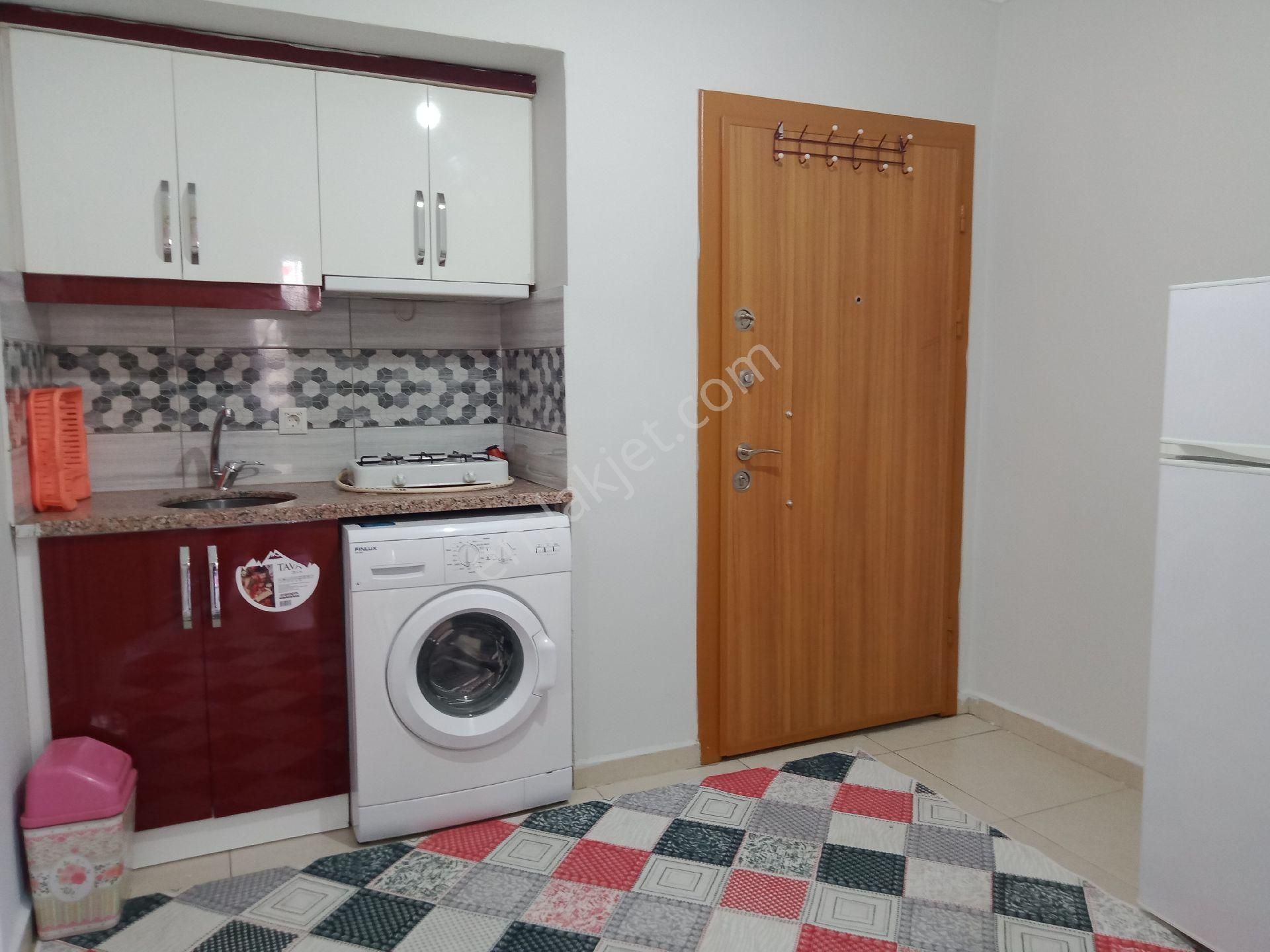 Isparta Merkez Fatih Mahallesi 2+0 Geniş Apart