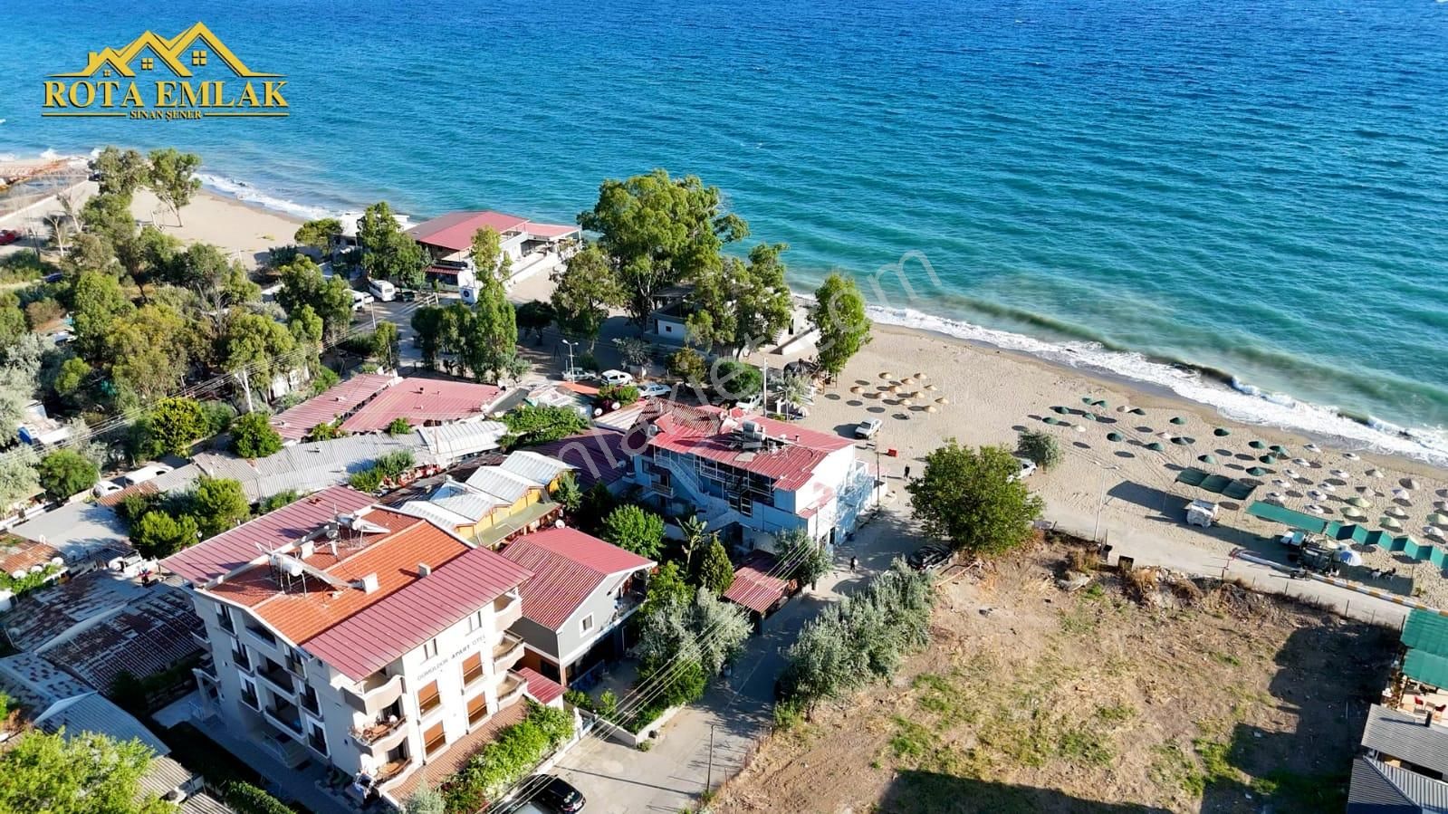 Rota Emlak'tan Gümüldürde 300m2 Arsa İçinde Denize Sıfır Pansiyon