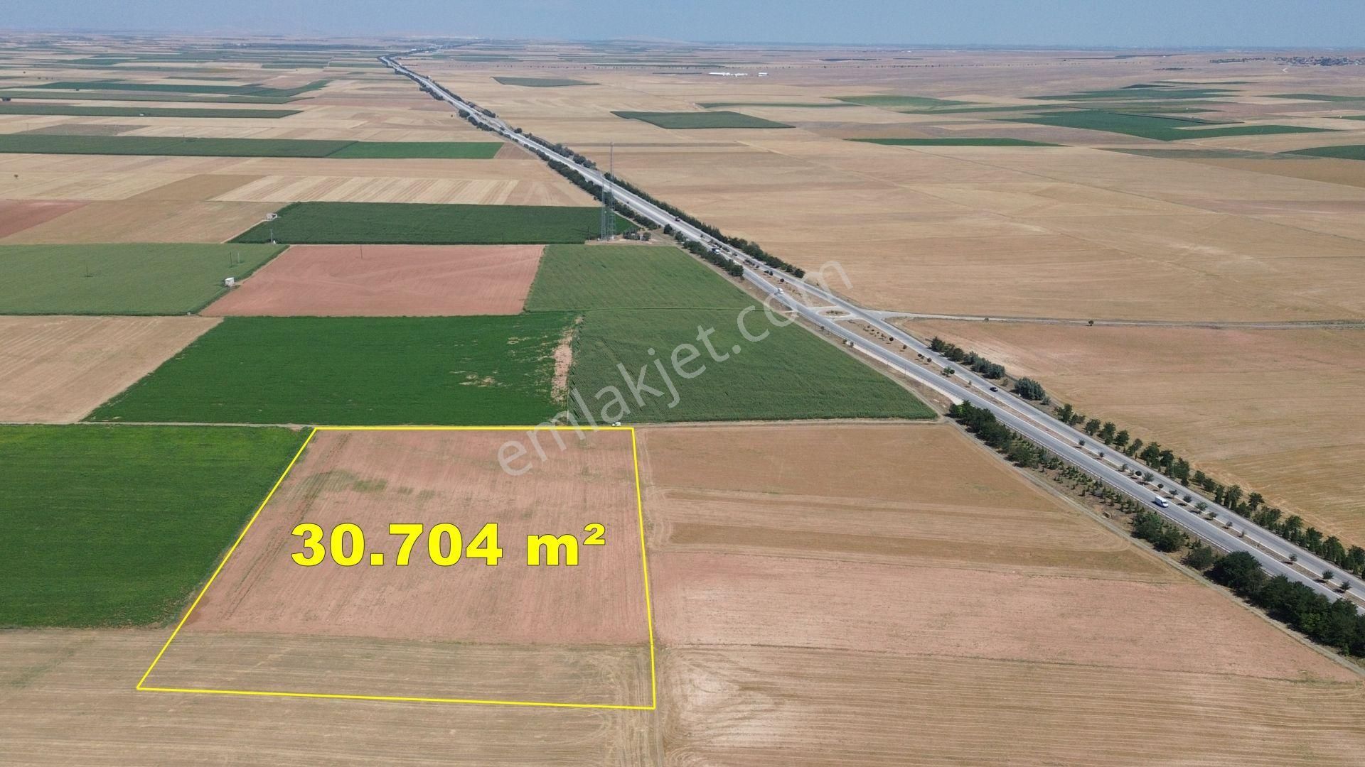 Karaman / Kazımkarabekir / Kızılkuyu Da 30.704 M² Müstakil Tarla