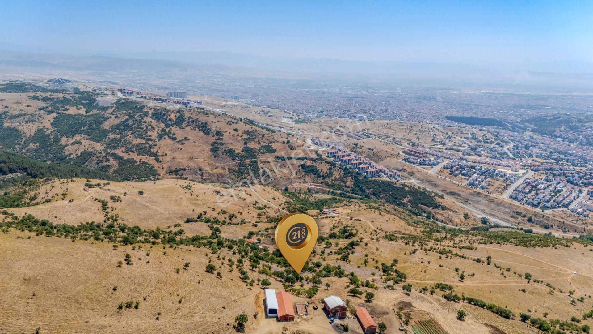 C21 Loca'dan Kabakdere'de Şehir Manzaralı Satılık Arsa