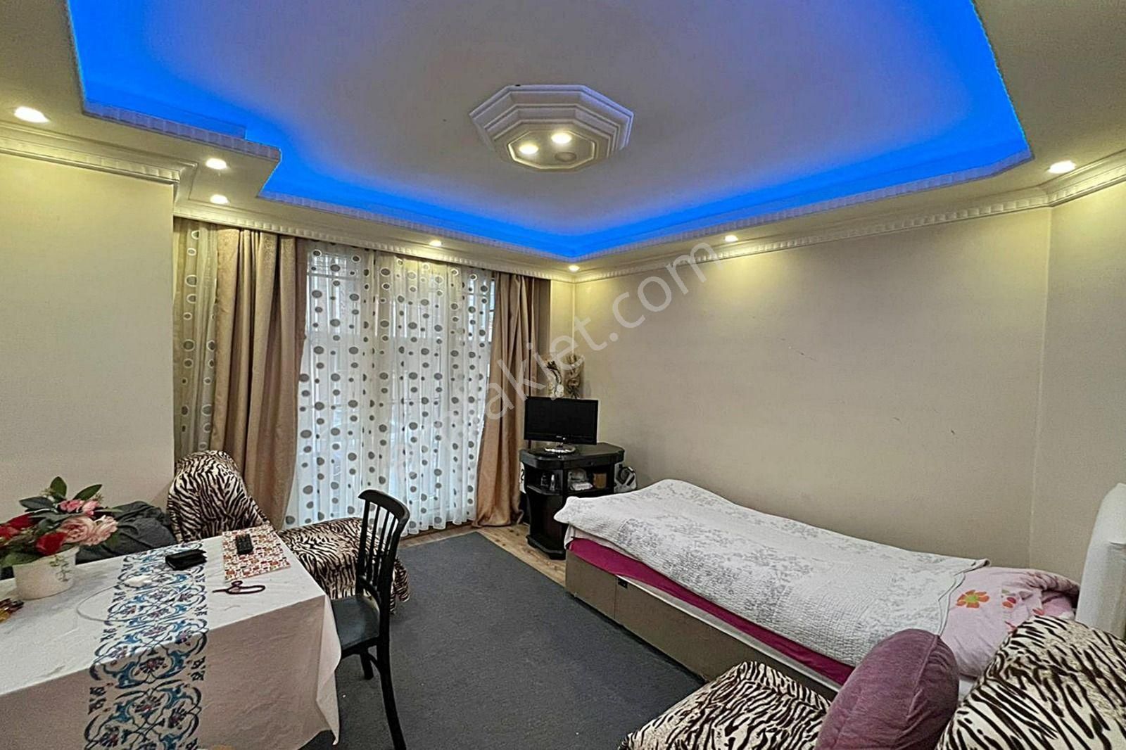 Nes Yapıdan Saadetdere De Yüksek Giriş Kullanışlı Daire