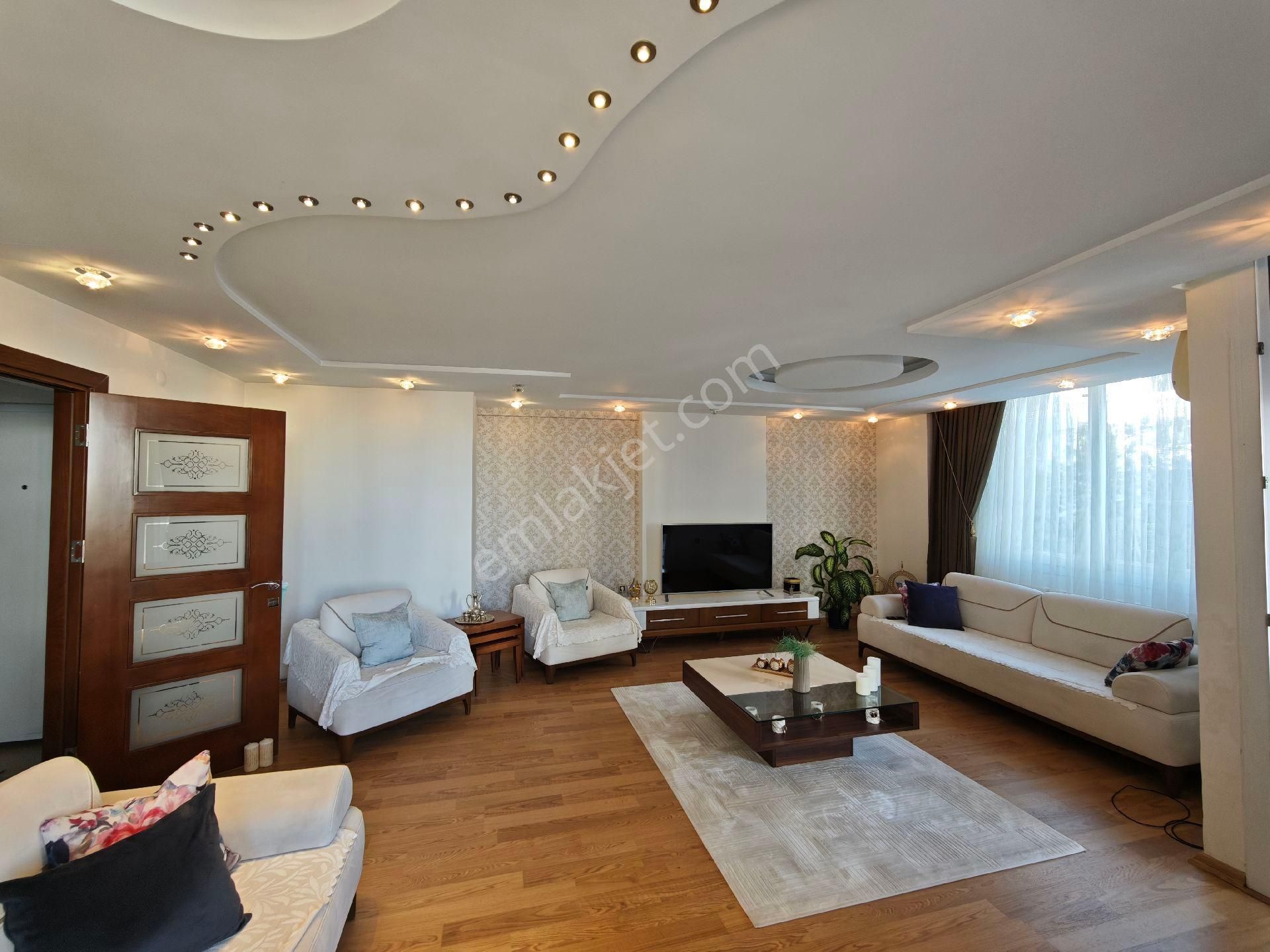 Kenan Evrenin Merkezi Ve En Gözde Yerinde - Görsel 22