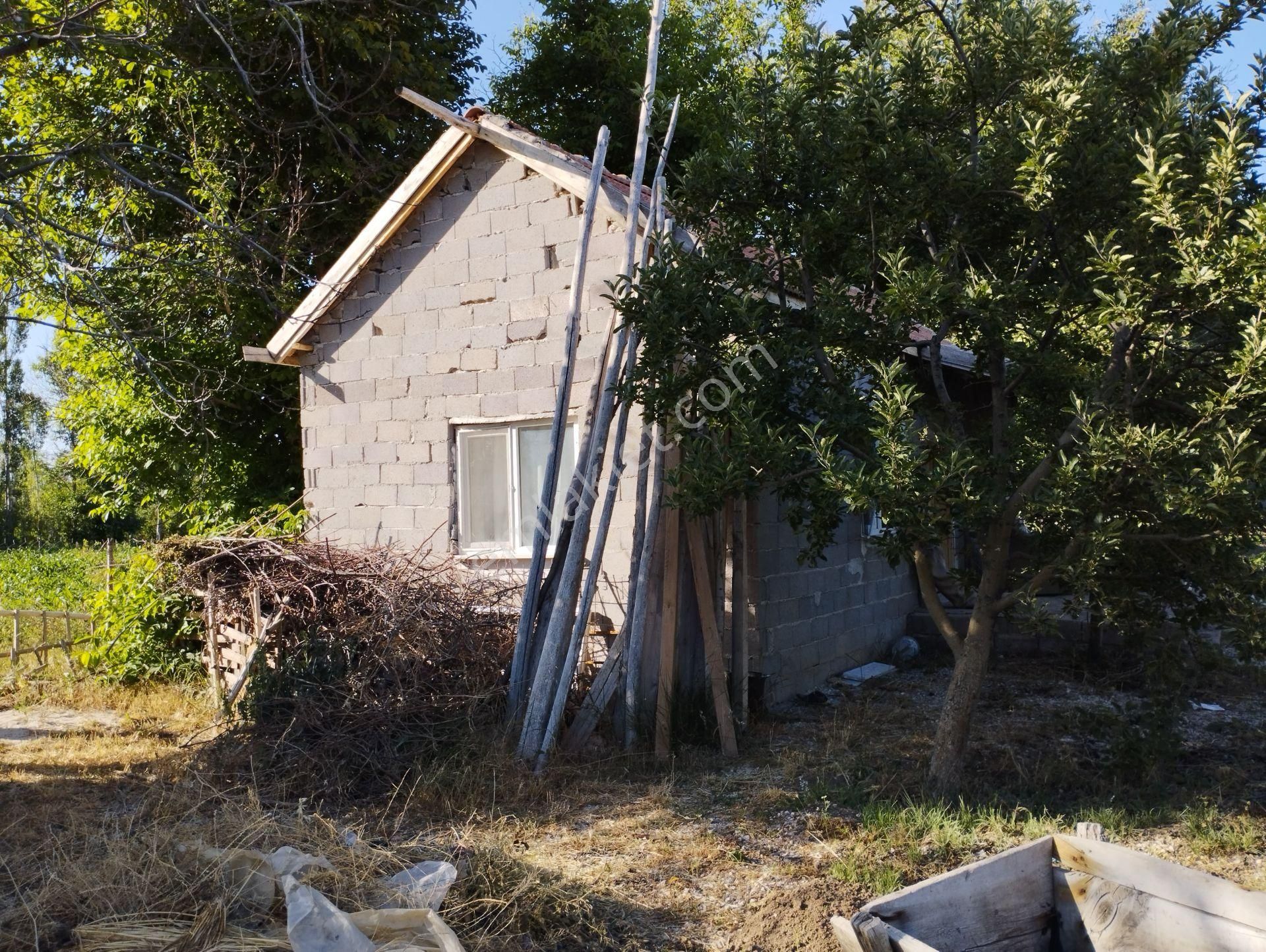 Halkapınar Yolunda 1300 M2 Kuyulu Satılık Bahçeli Müstakil - Görsel 6