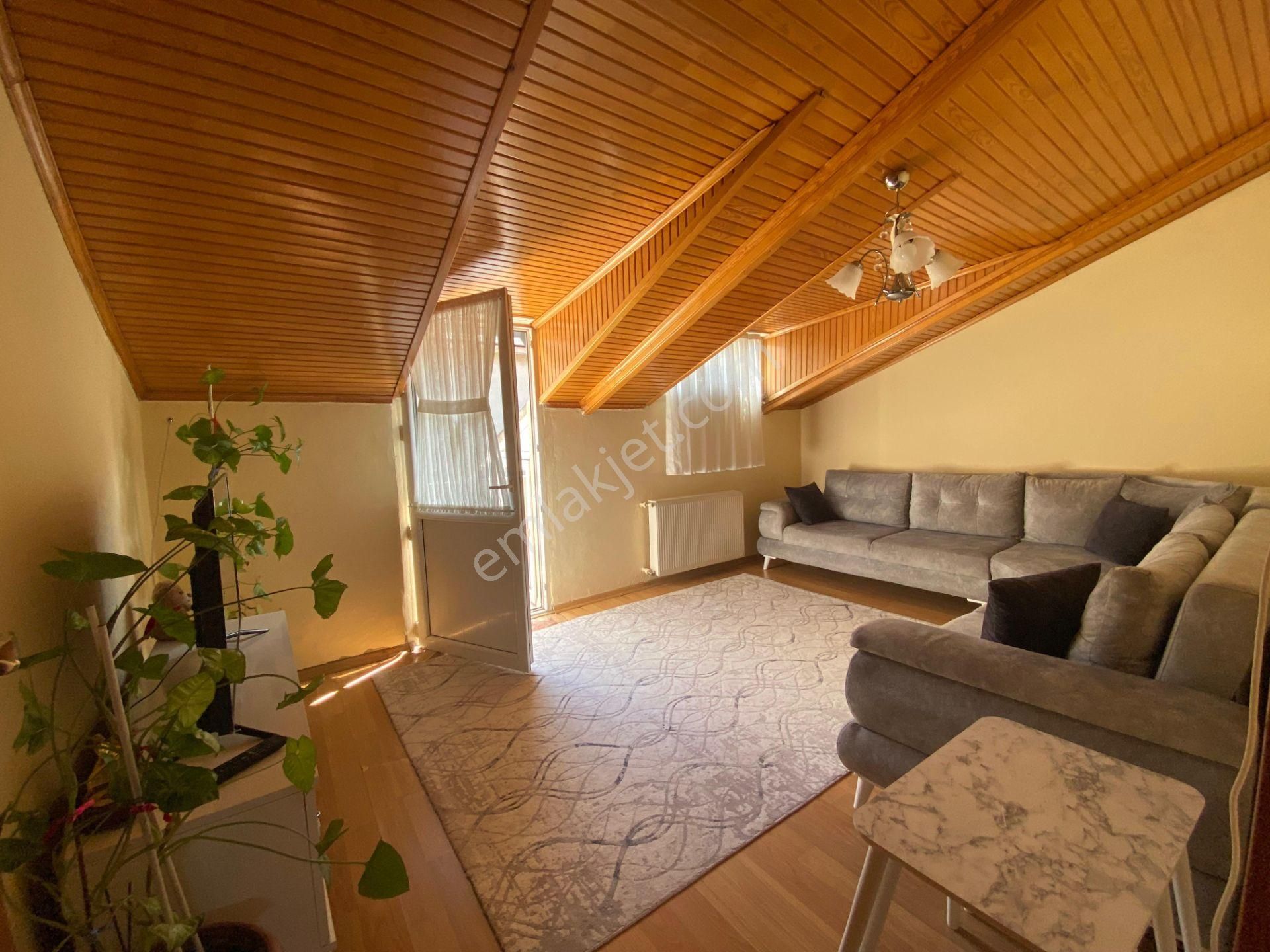Sancaktepe Emek Mh. Aynı Binada Satılık 3+1 & 4+1 Daire