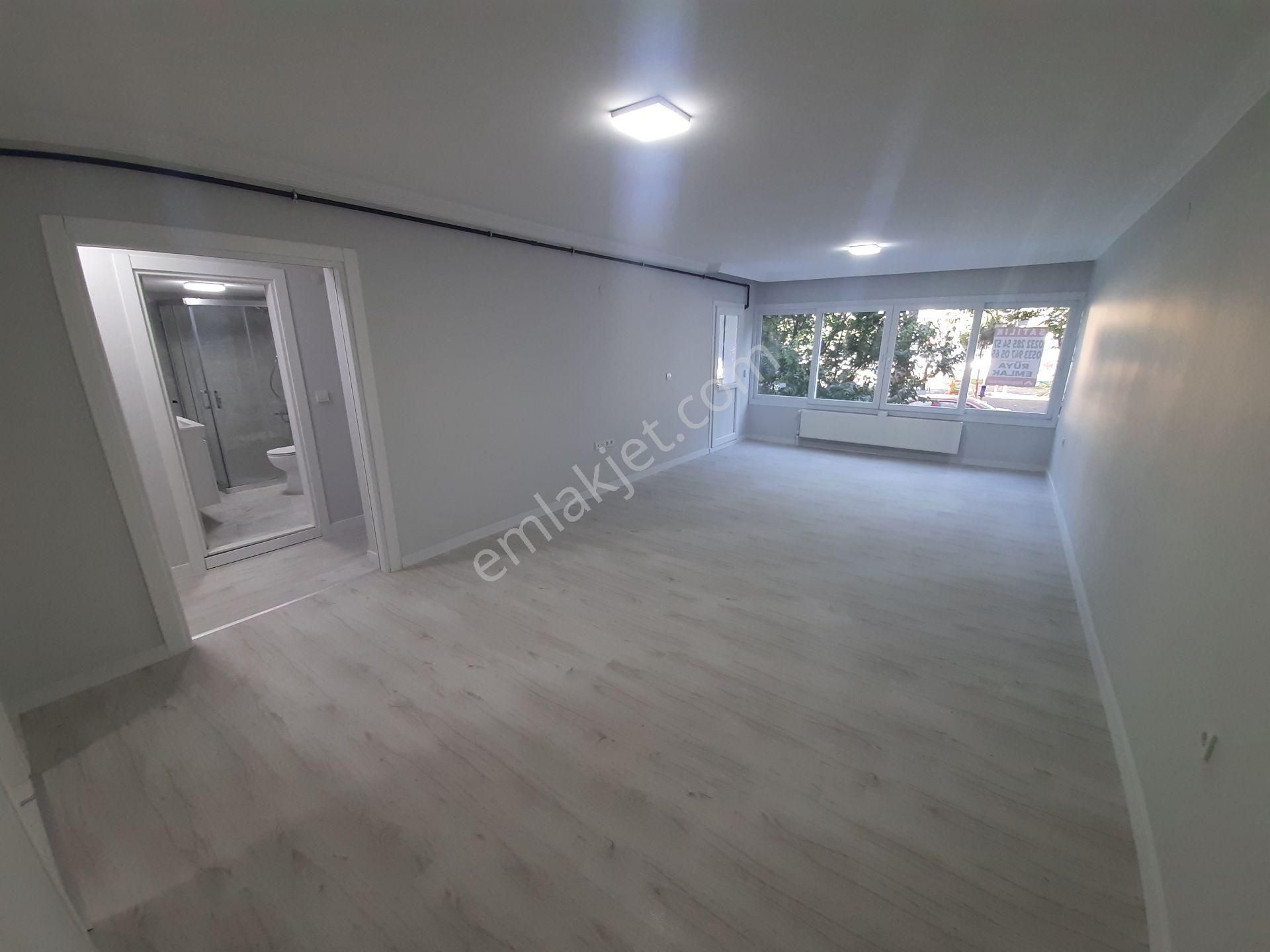 Üçkuyular Da Mevki Yerde Park Karşısı 3+1 Full Yapılı Satılık Daire