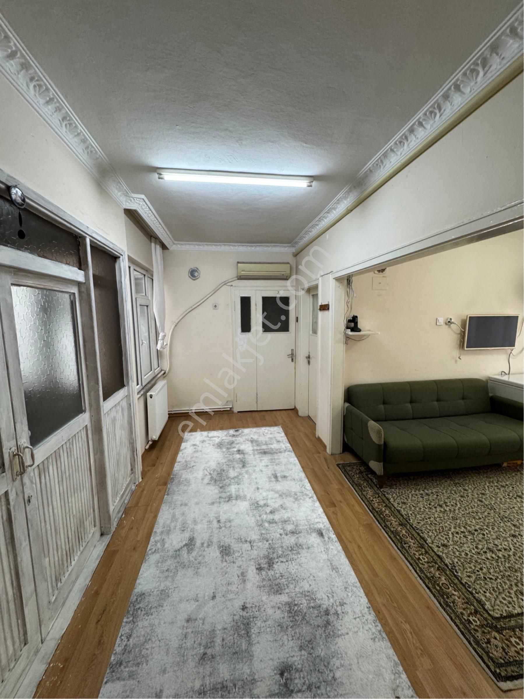 Yalı Gayrimenkul’den Şehrin Merkezinde Satılık Uyguna 3+1 Daire