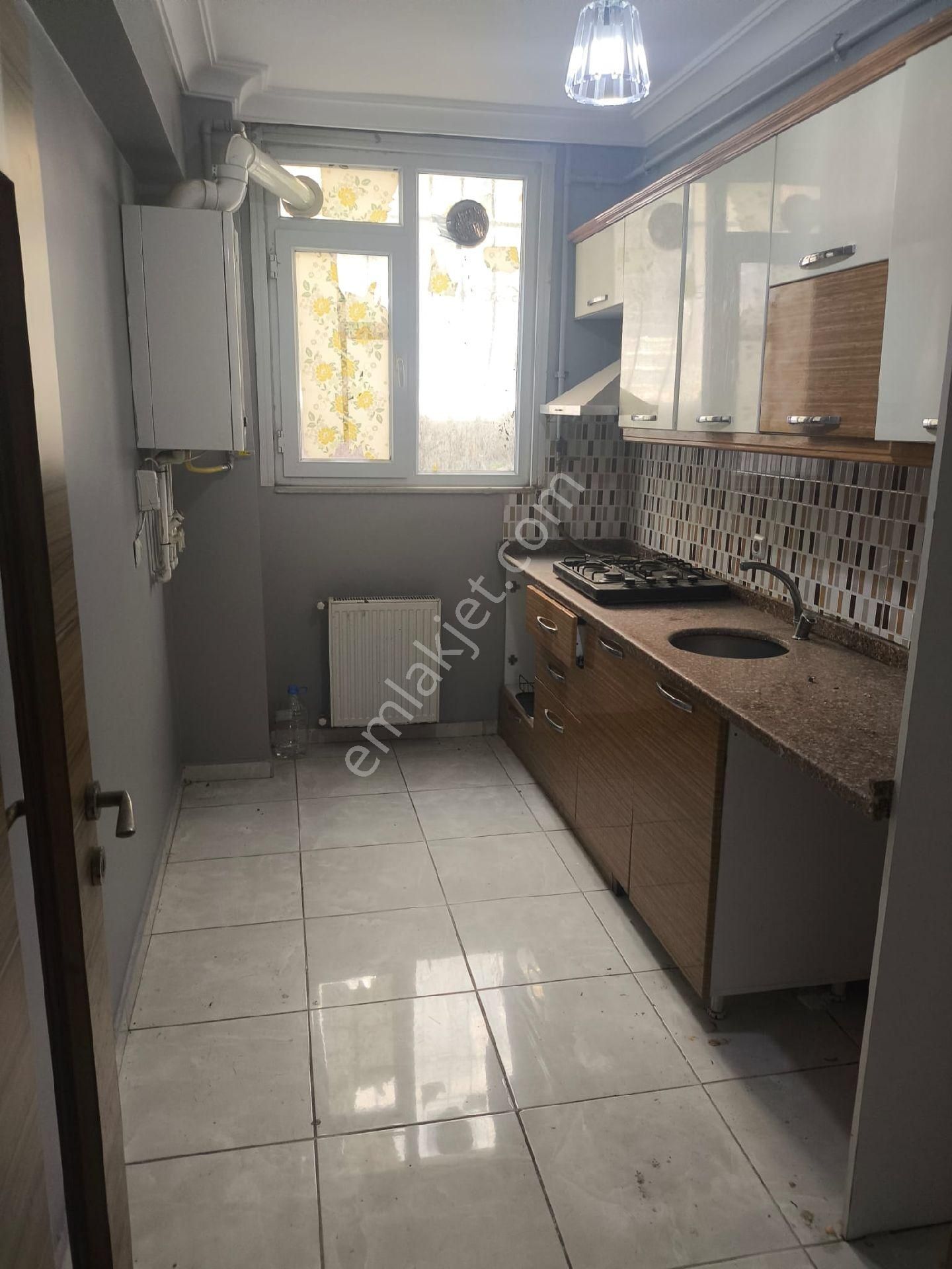 Esenyurt Battalgazi Mahallesinde Satılık 2+1 Daire