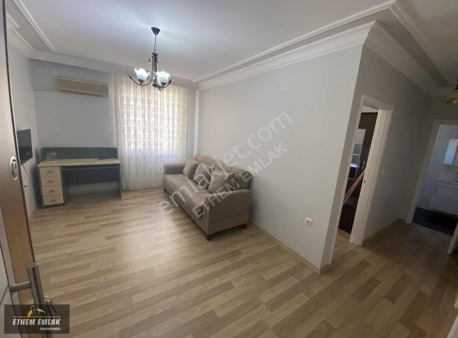 Beyazevlerde Kapalı Mutfaklı Geniş Eşyalı 1+1